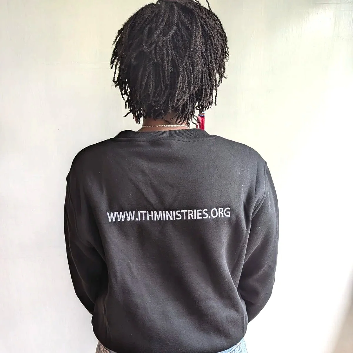 black+crewneck+back.jpg