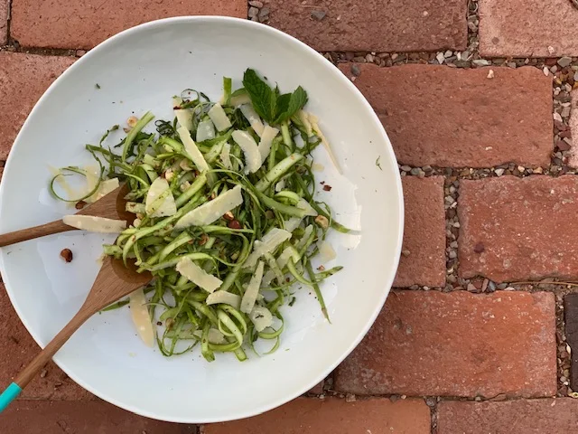 Photo by Instagram @ladylunching