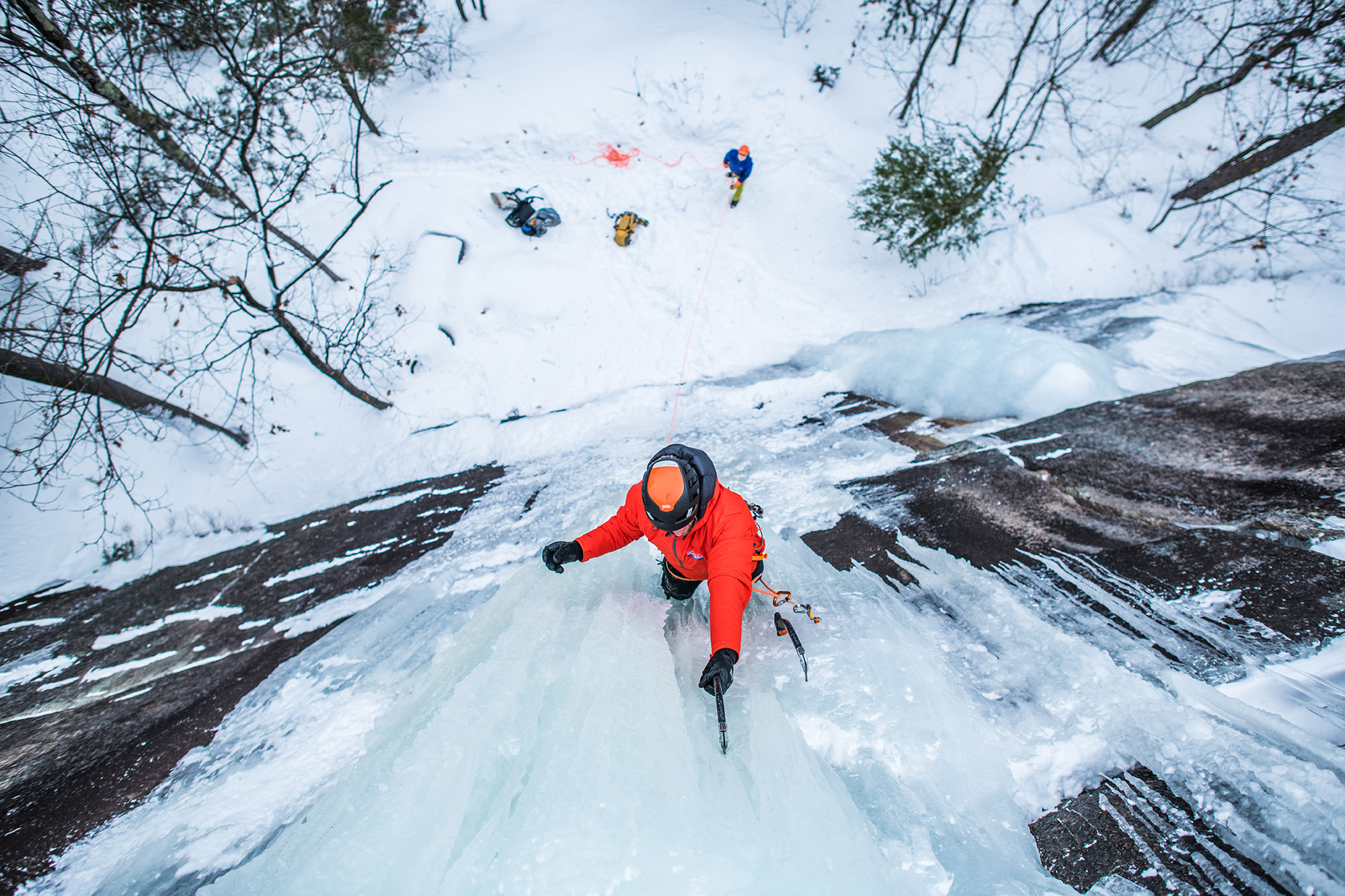 How to Choose a Climbing Harness; 