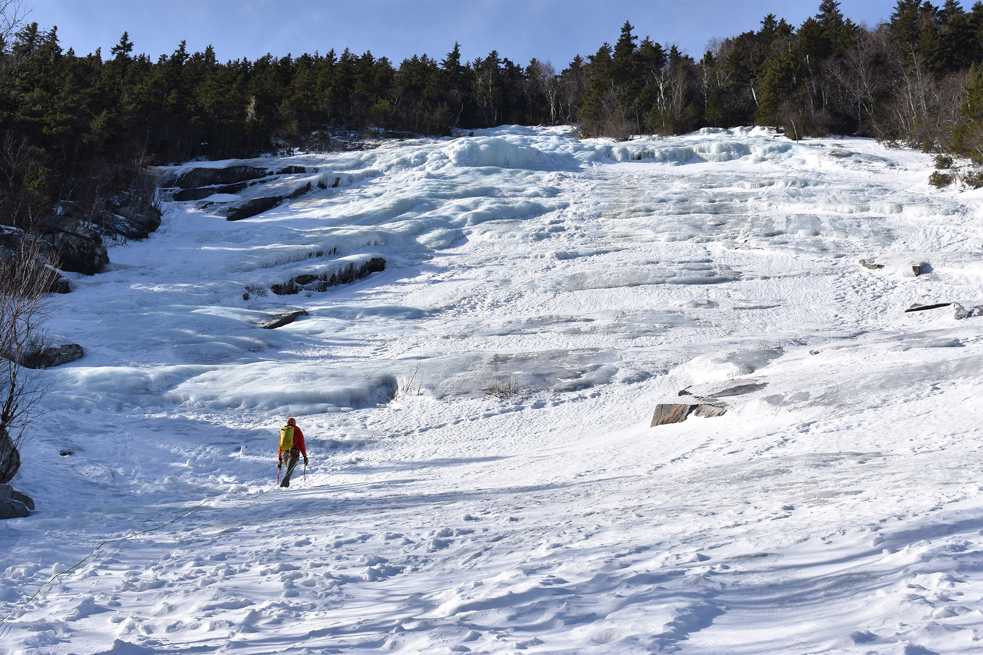 3 Beginner-Friendly Ice Climbs in Crawford Notch 