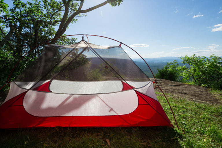 How to Choose a Backpacking Tent 
