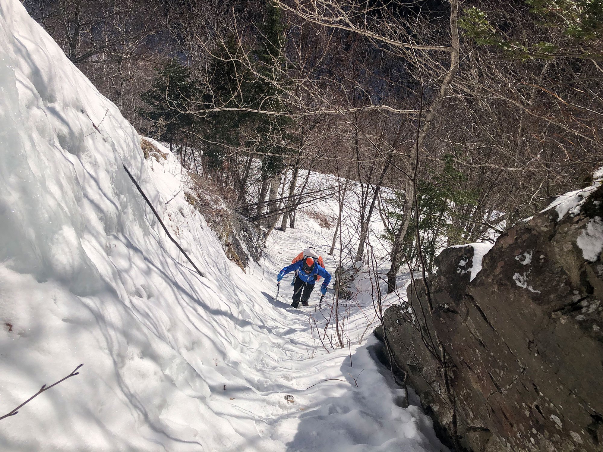 Alpha Guide: Ice Climbing Hitchcock Gully