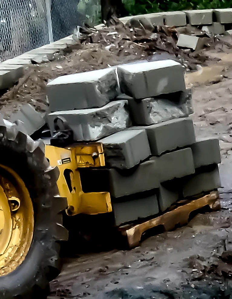 CORNERSTONE CONSTRUCTION AND LANDSCAPES NETHERTON RETAINING WALL 17.jpg