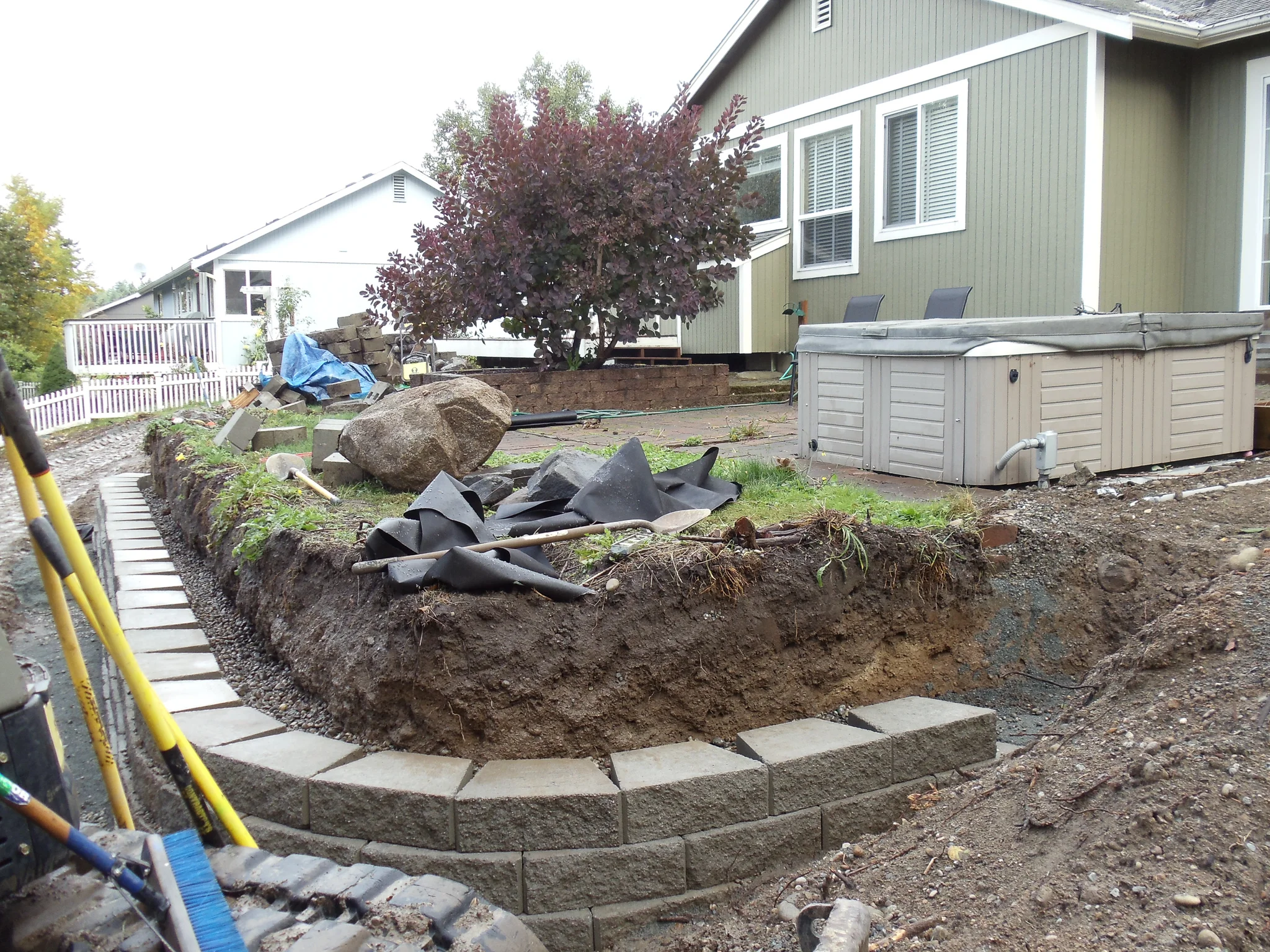 CORNERSTONE CONSTRUCTION AND LANDSCAPES NETHERTON RETAINING WALL 16.jpg