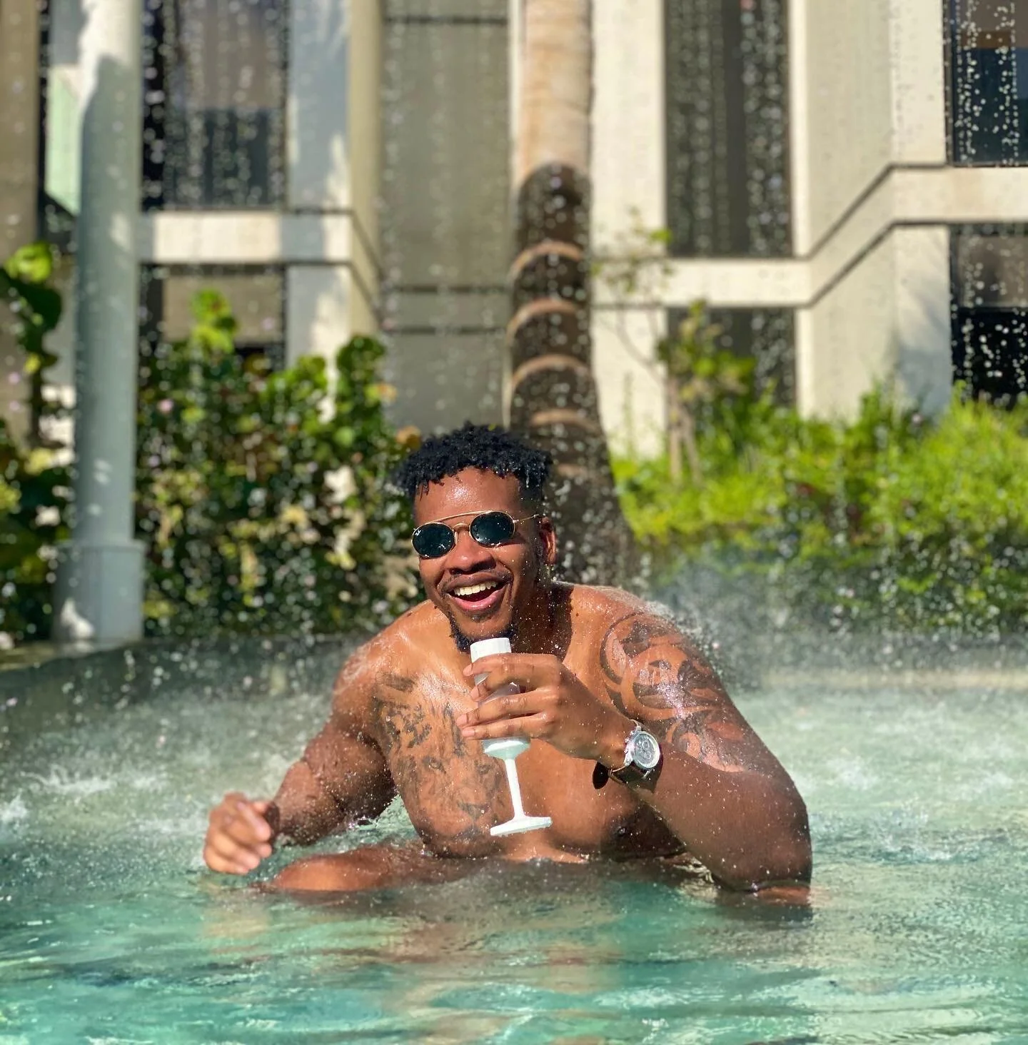 H&rsquo;enjoymennnnnt 🥂