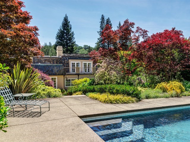 010_Back of Home .jpg
