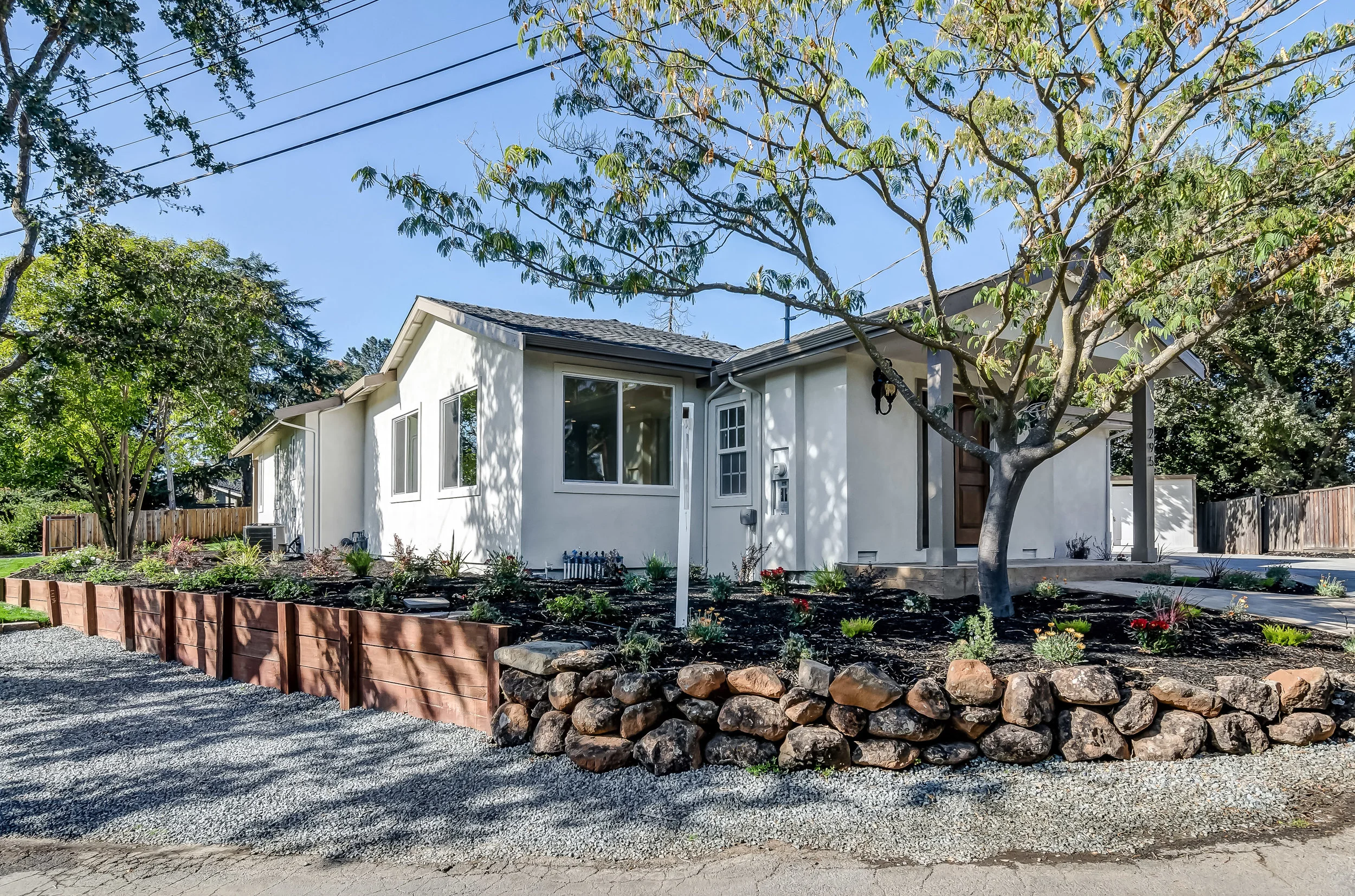 295 Oakvue Lane.jpg