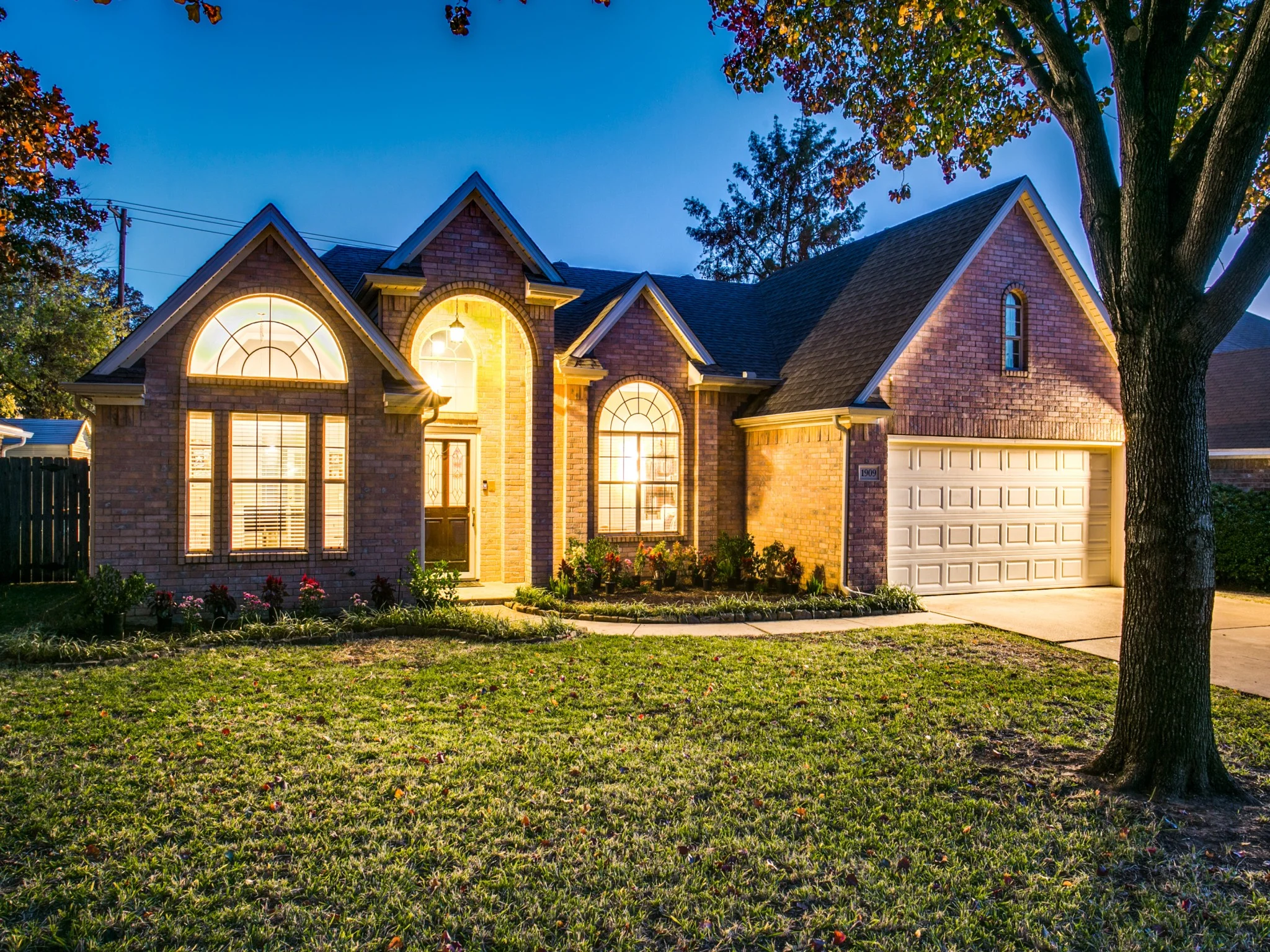 1909-wood-creek-dr-grapevine-tx-MLS-2.jpg