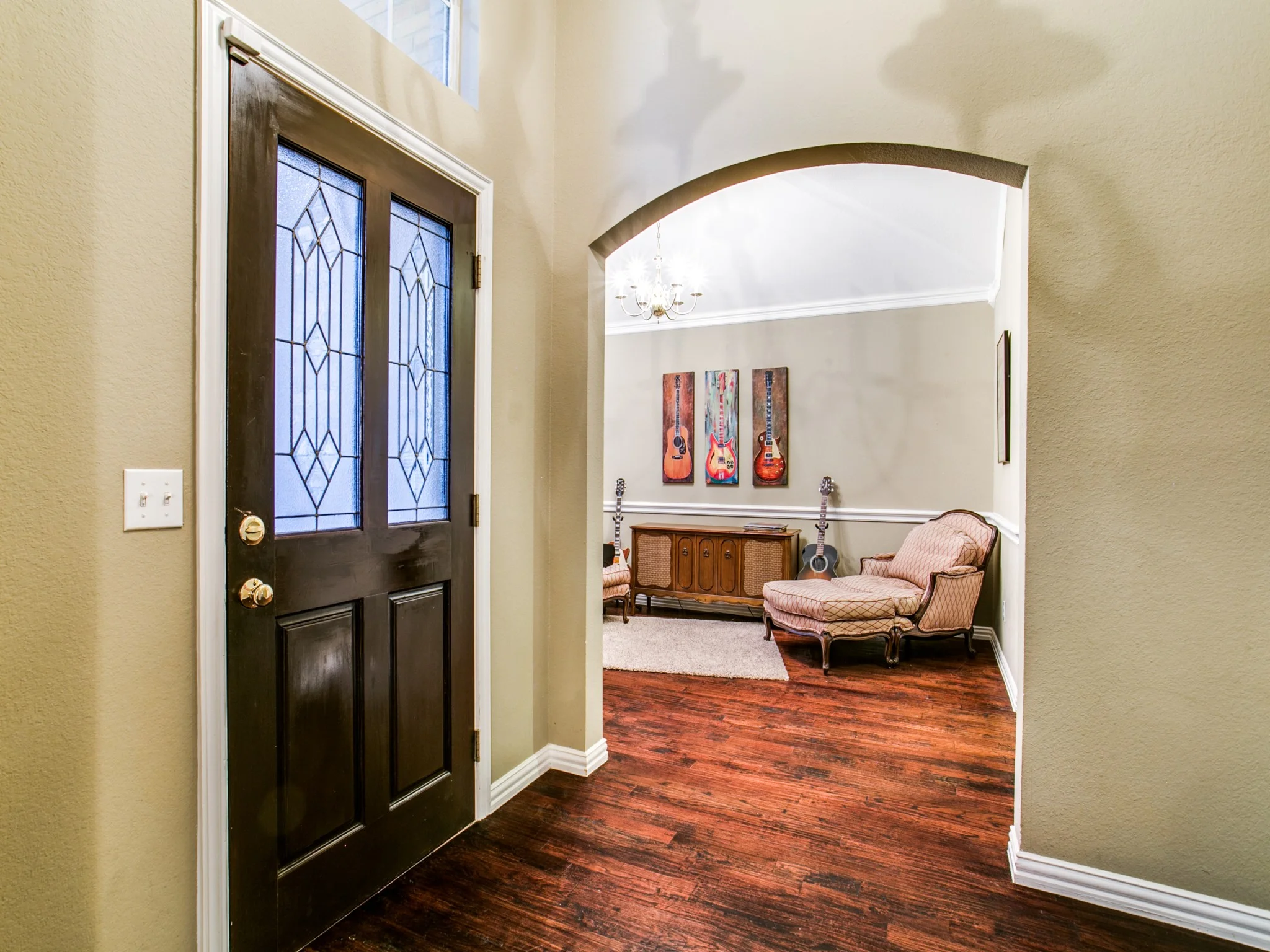 1909-wood-creek-dr-grapevine-tx-MLS-5.jpg