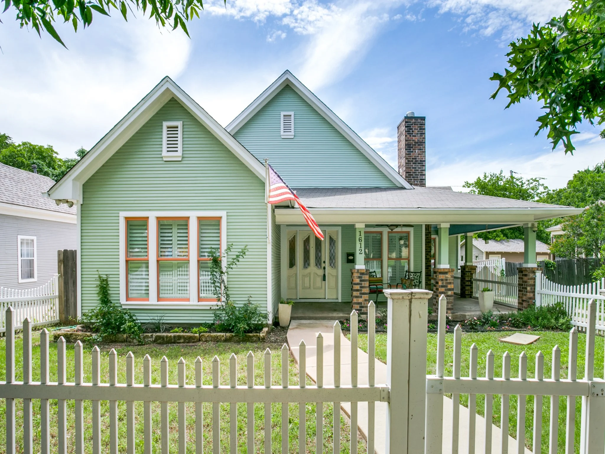 1612-lipscomb-st-fort-worth-tx-MLS-1.jpg