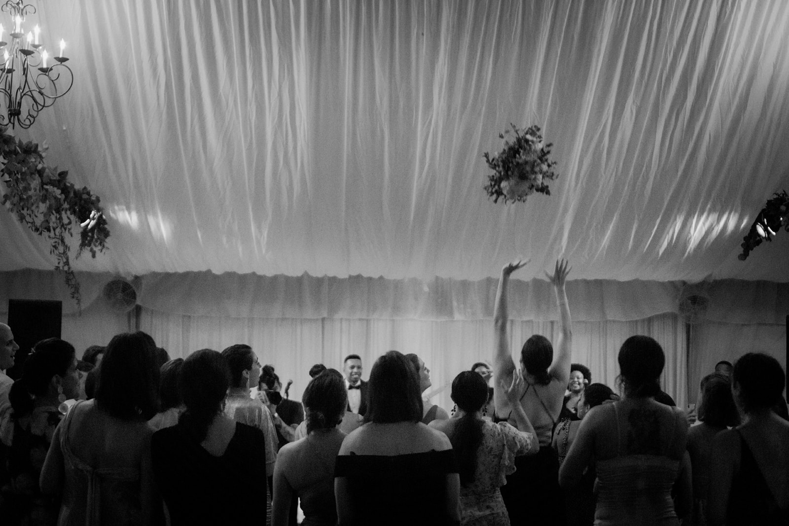 Laura___Michael_s_Wedding_Teasers-094.jpg