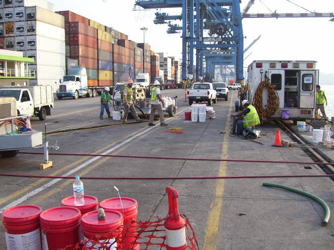 Crew working during a normal business day at the port