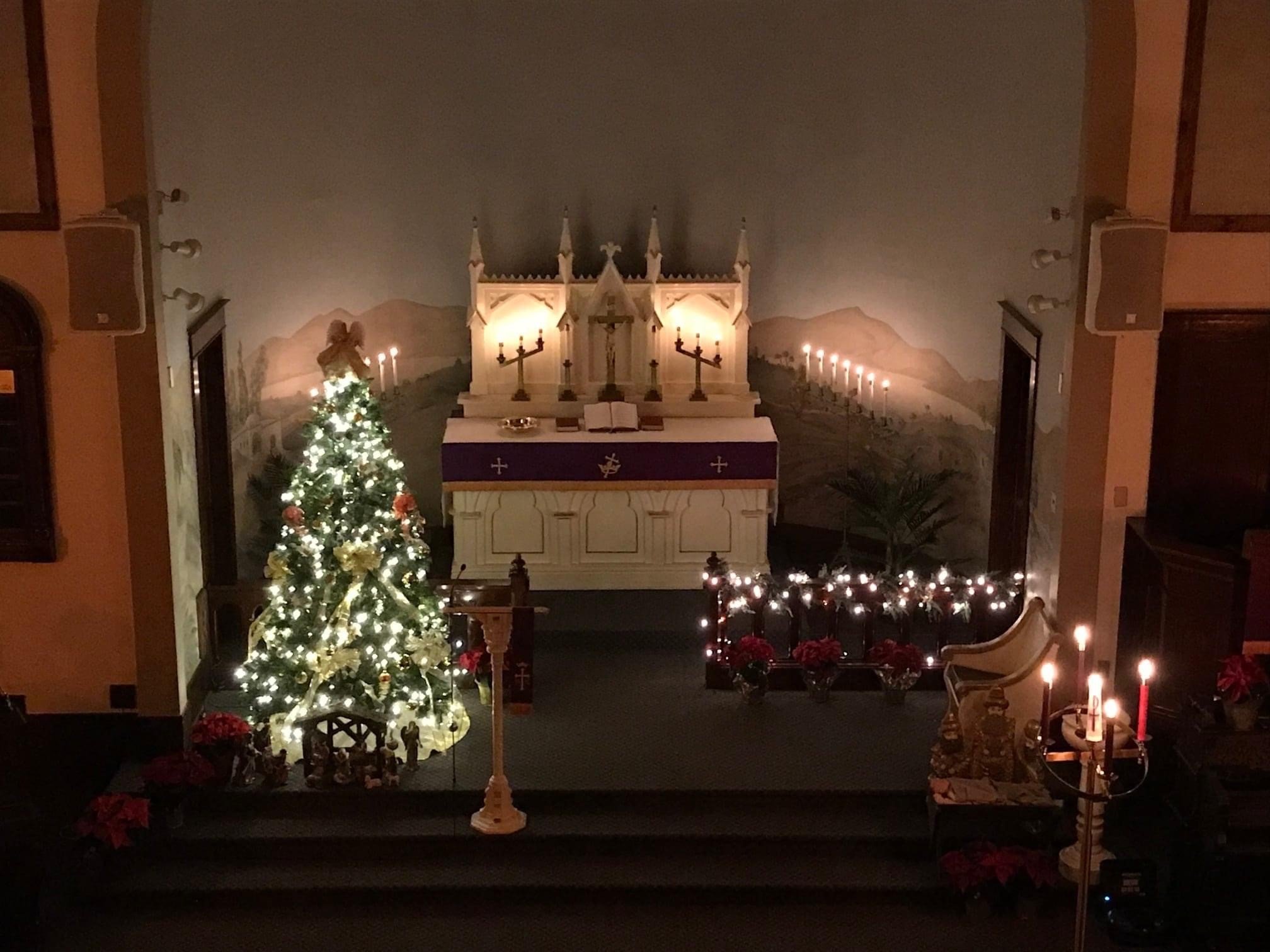 Inside Christmas front of Sanctuary.jpg