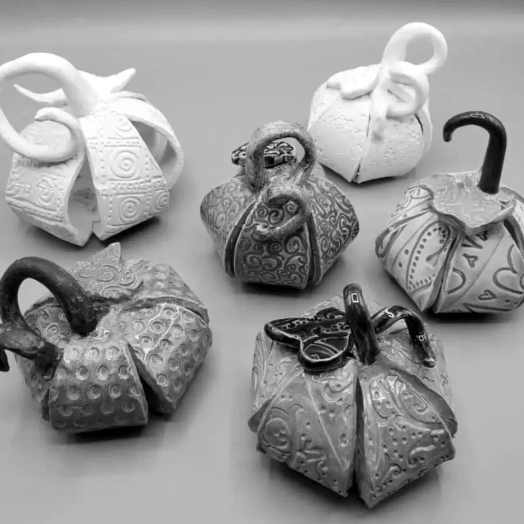 VERONA - Textured Pumpkins - 9/19 - 9-12pm (SATURDAY)