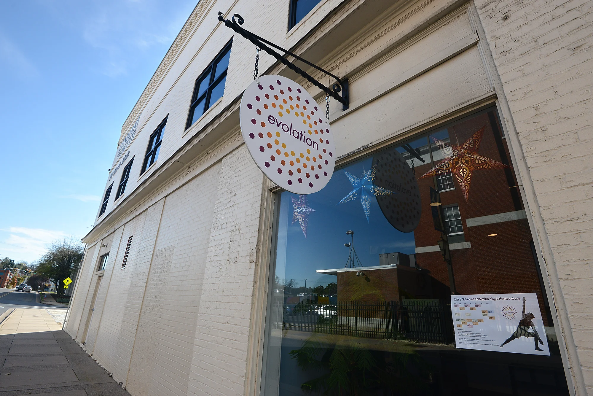 evolation-yoga-harrisonburg-studio.jpg