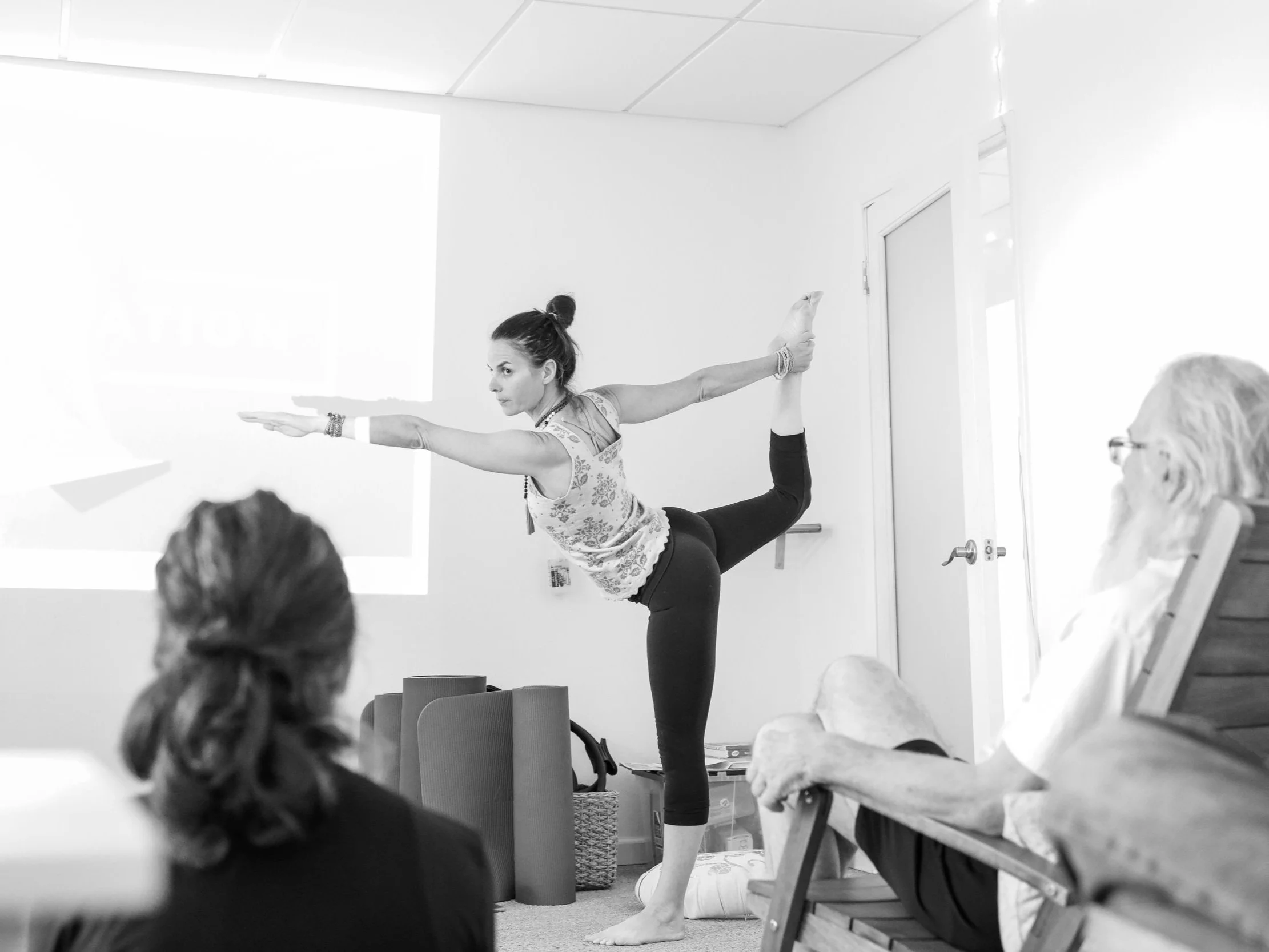 22 Reasons to Practice Yoga According to Science