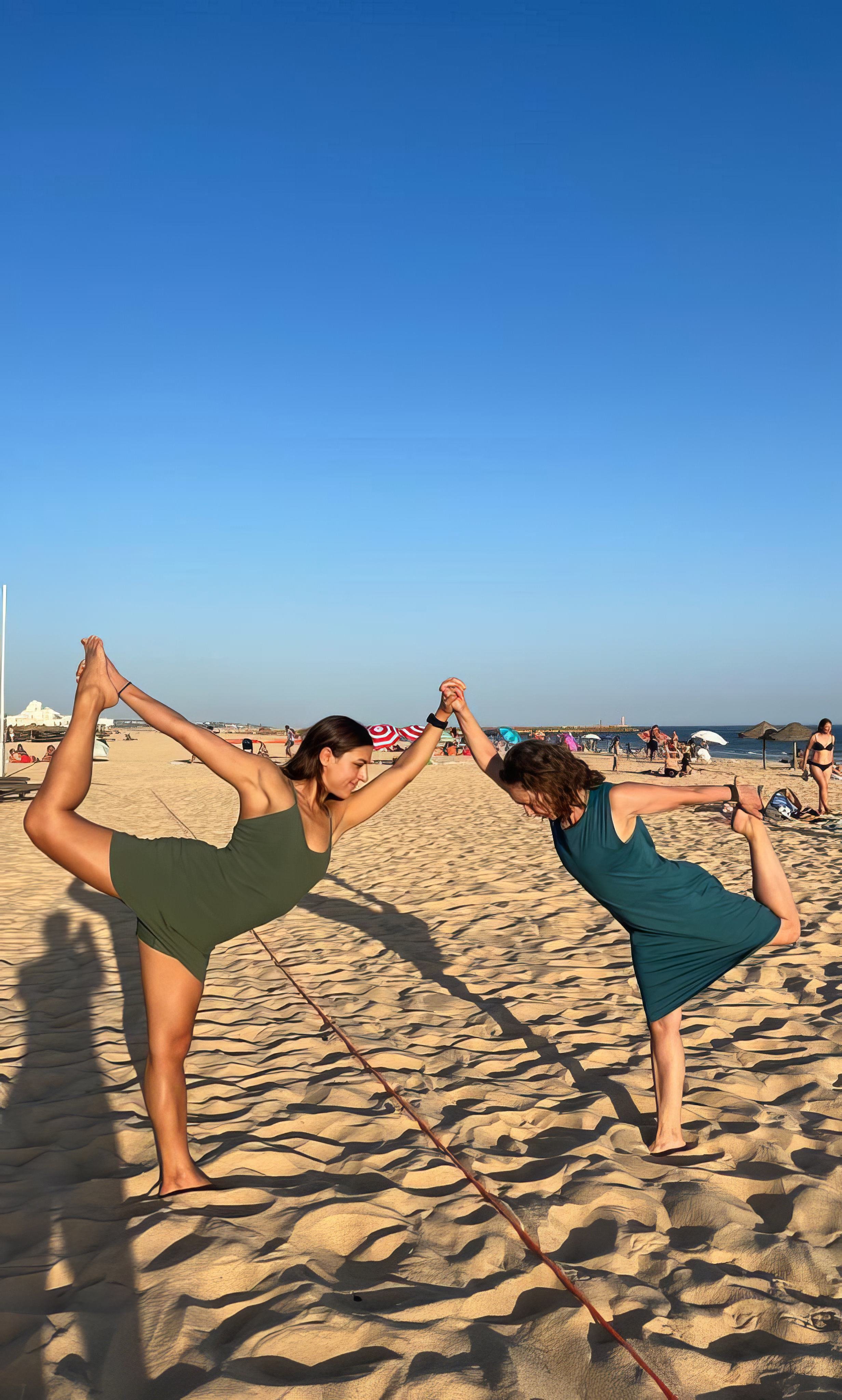 hot-flow-yoga-teacher-training-portugal-algarve-vilamoura.jpg