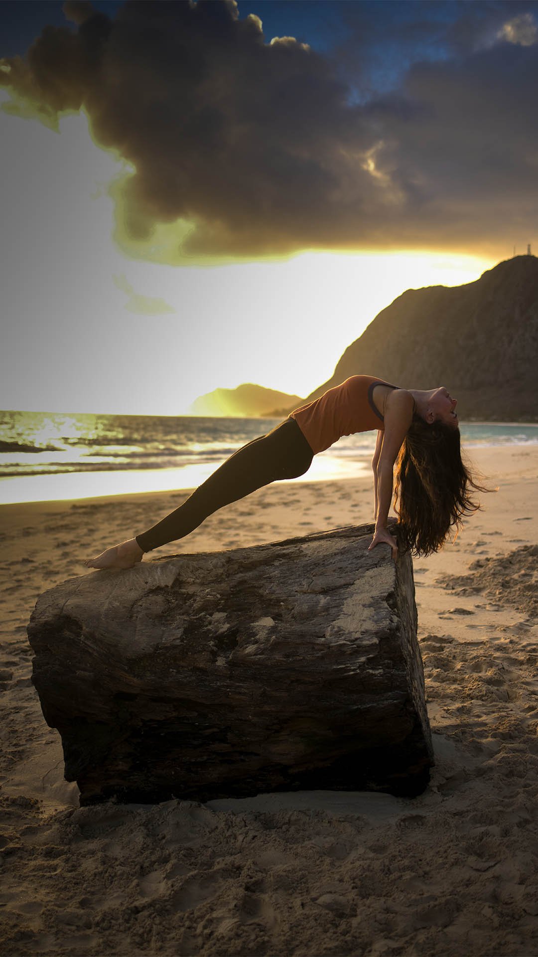 wellness-yoga-retreat-hawaii-near-me.jpg (Copy)