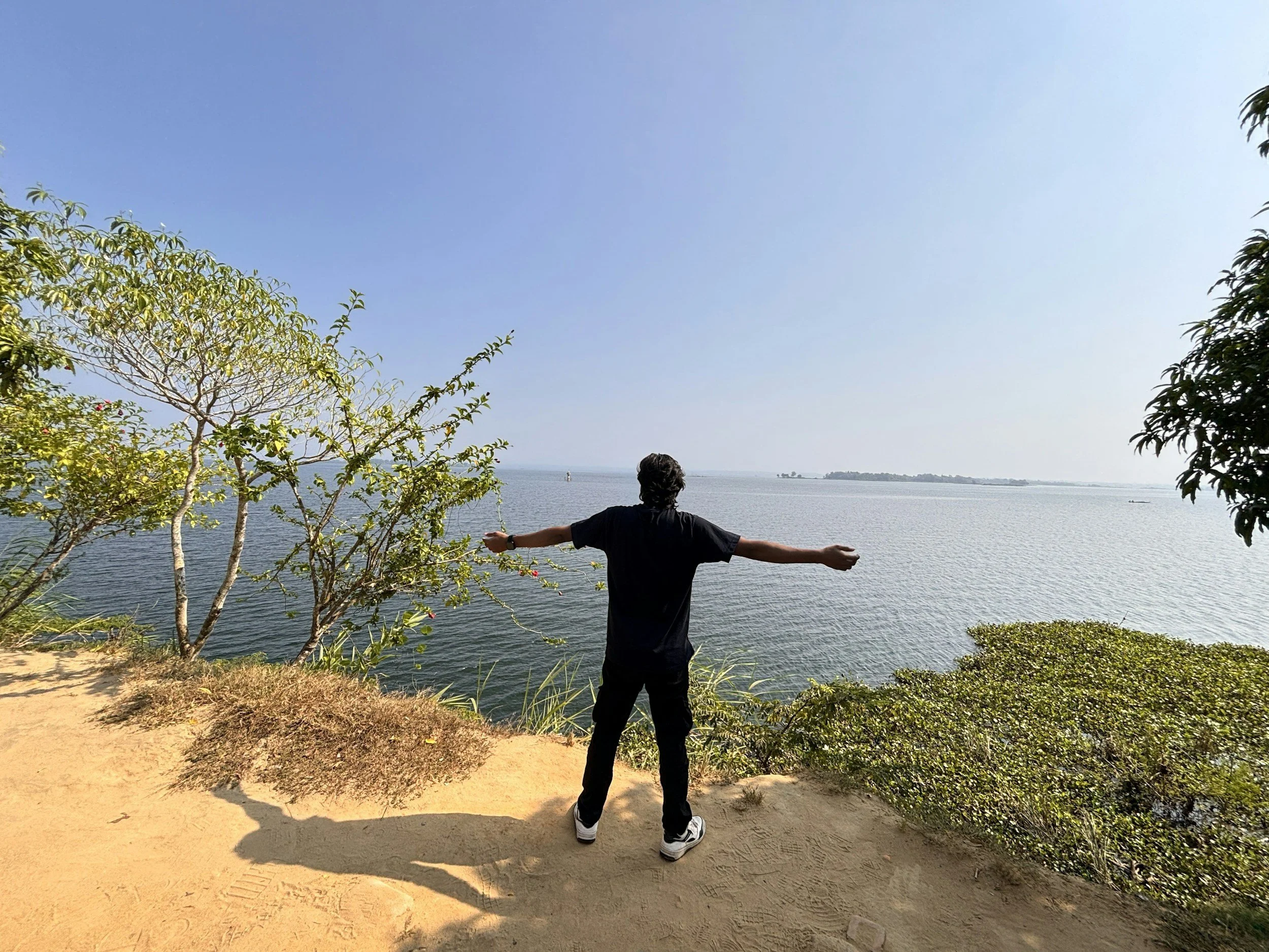 Clear Minds, Open Hearts: The Sober Living Experience