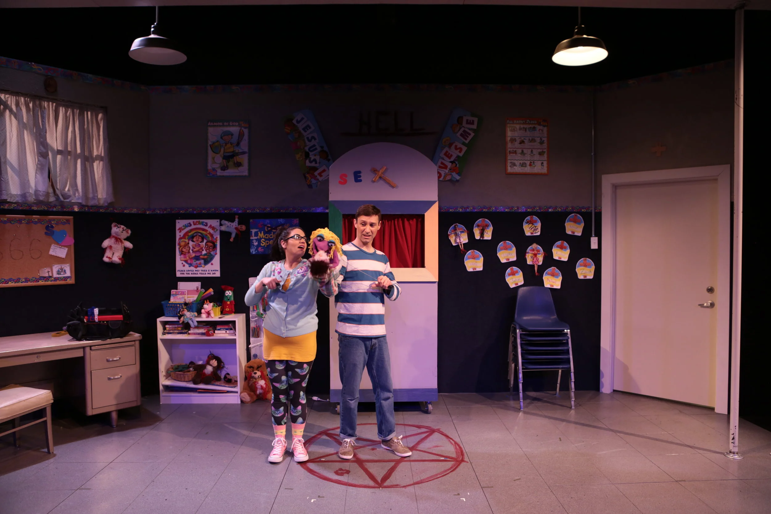 Hand To God - 147.JPG