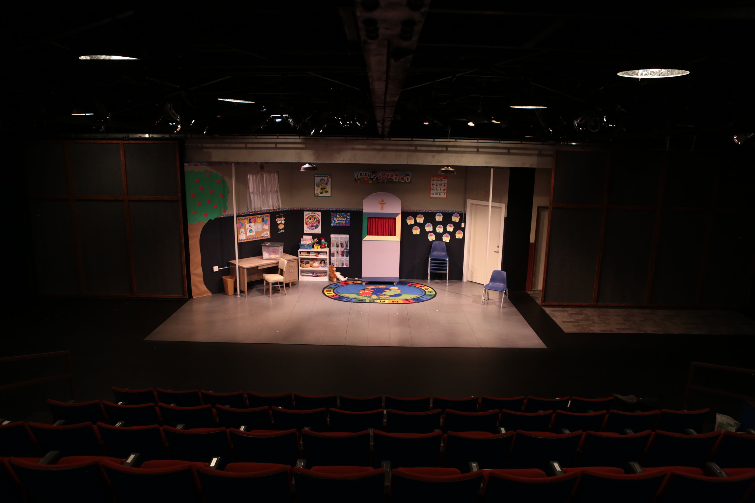 Hand To God - 884.JPG