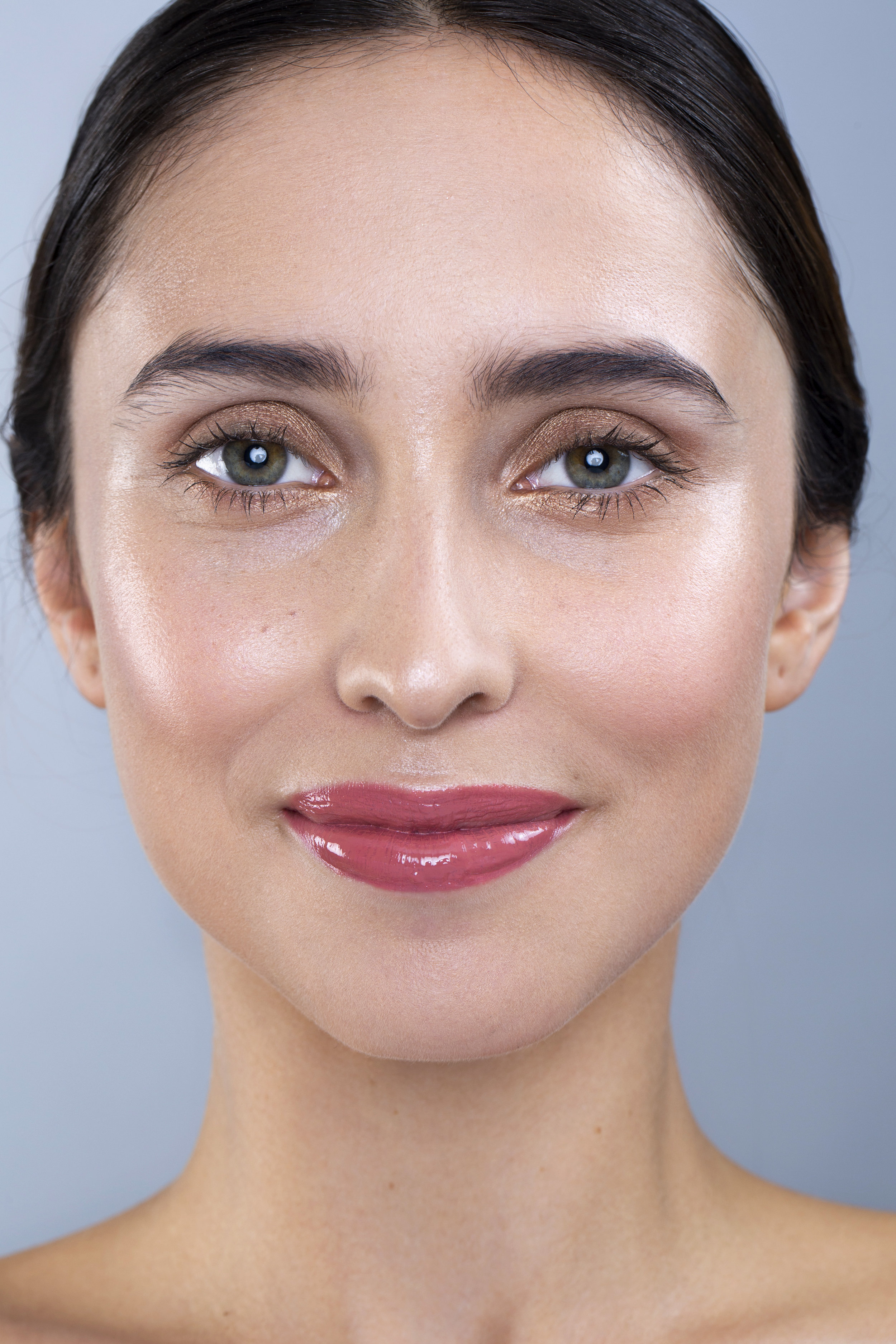 Egle Vasi_ Burts Bees_Look1 _4.jpg