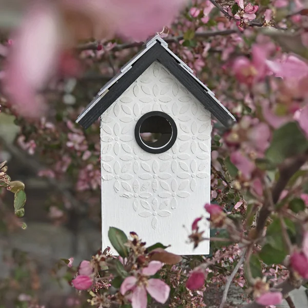 Bird+Farmhouse+4_600x600.jpg