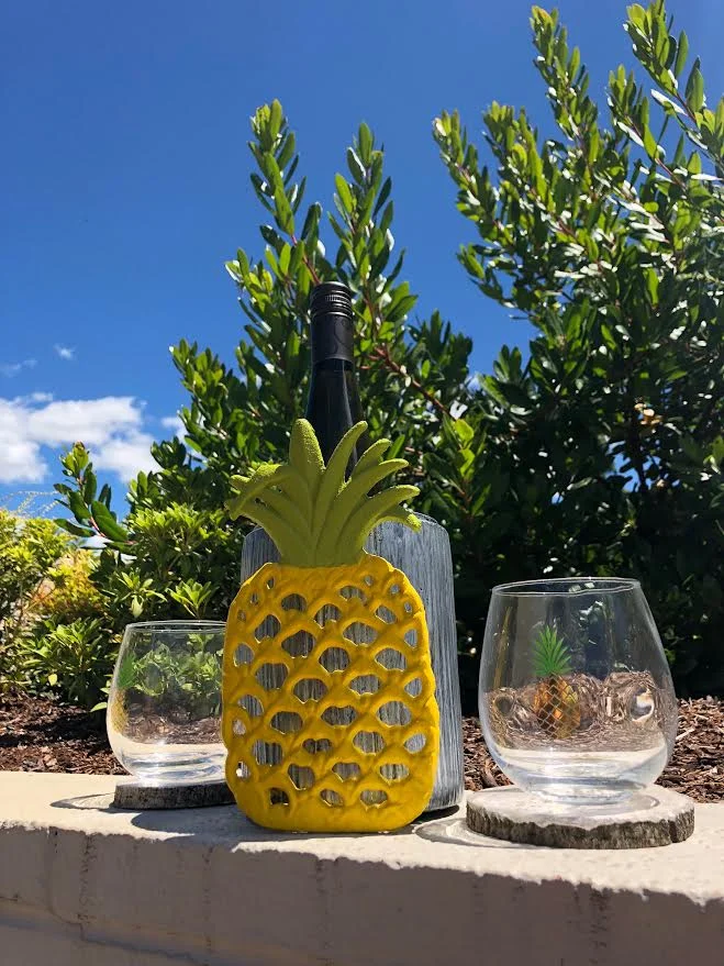 pinapple party decor final diy project image.jpg