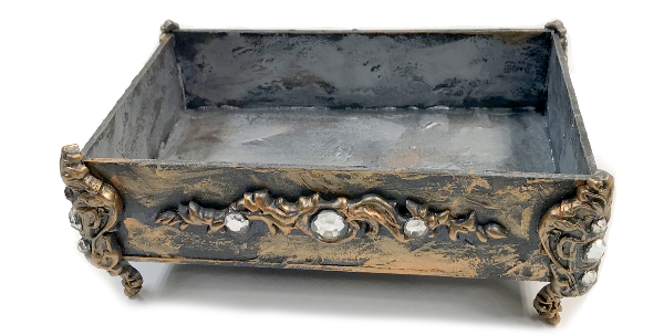 jewelry box made with Thibra.png