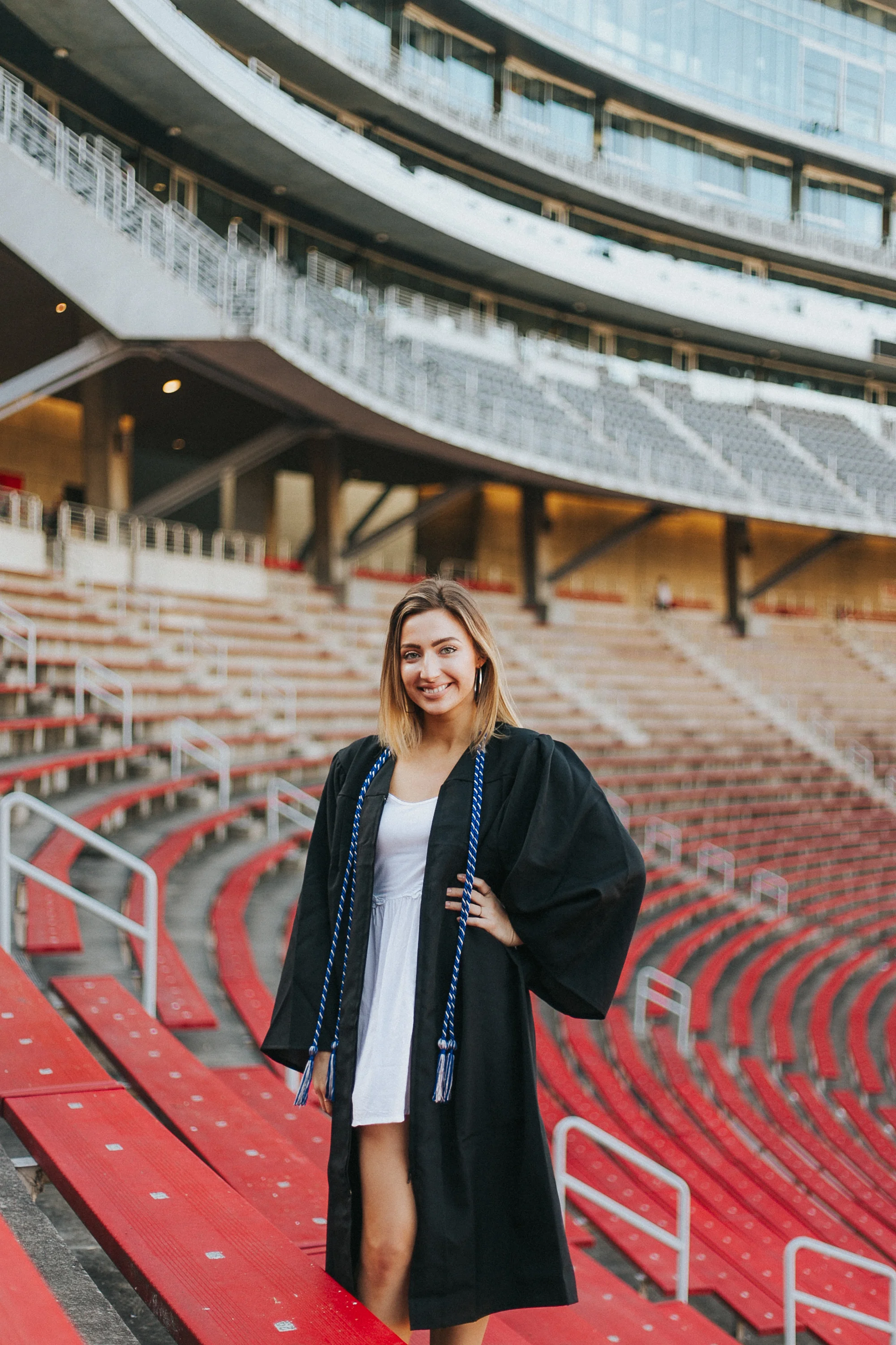 Senior Girl Photography | Senior Photography | Girl Senior | UC | University of Cincinnati Senior | UC Seniors | Cap and Gown | Class of 2019 | Grads | Congrads | Graduation Photo | Cap and Gown | Tasse
