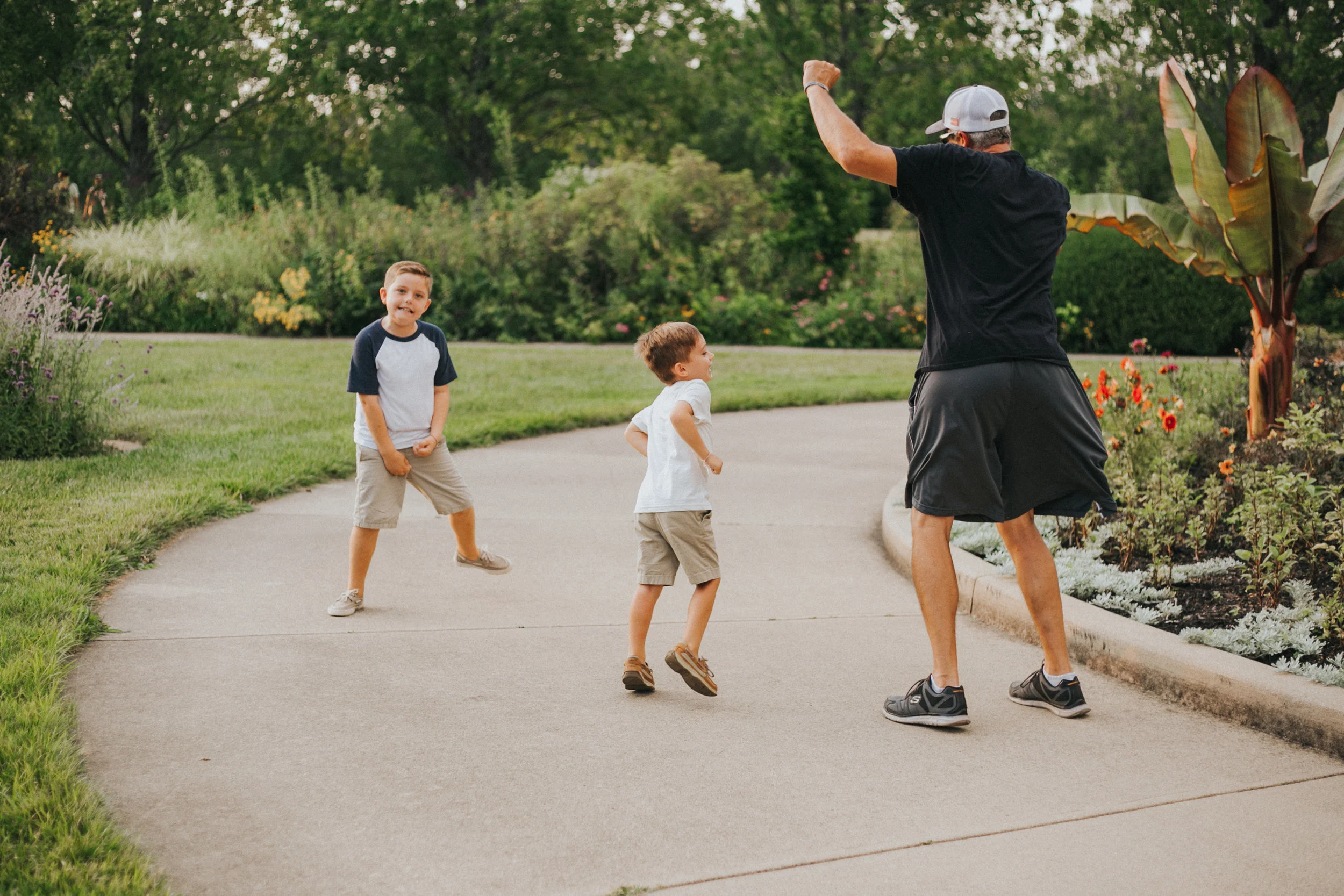 Ault Park Family Photography at golden hour