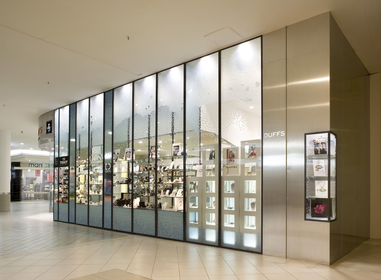 _MG_0027_1 low res.jpg