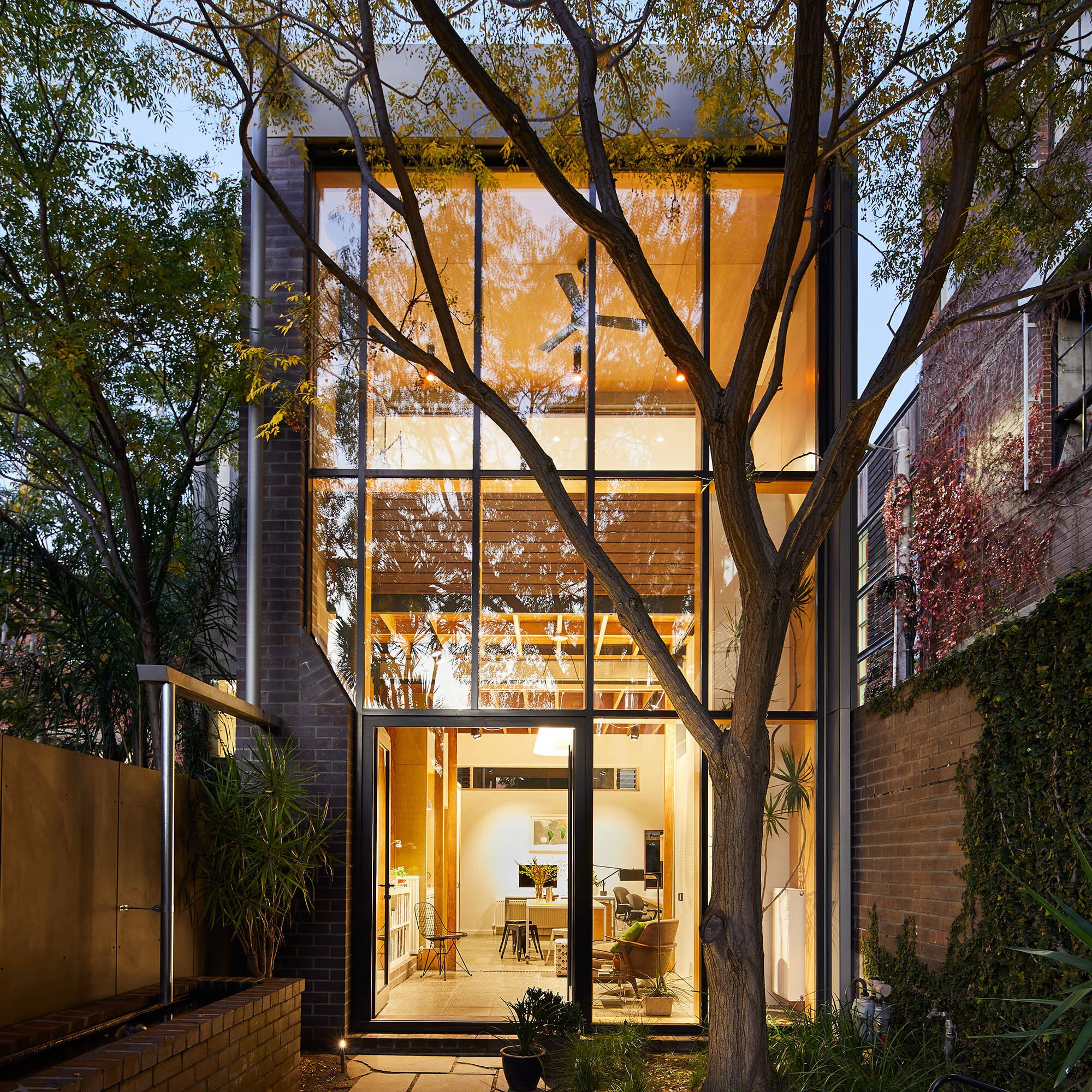 MultiFunction - garden studio space