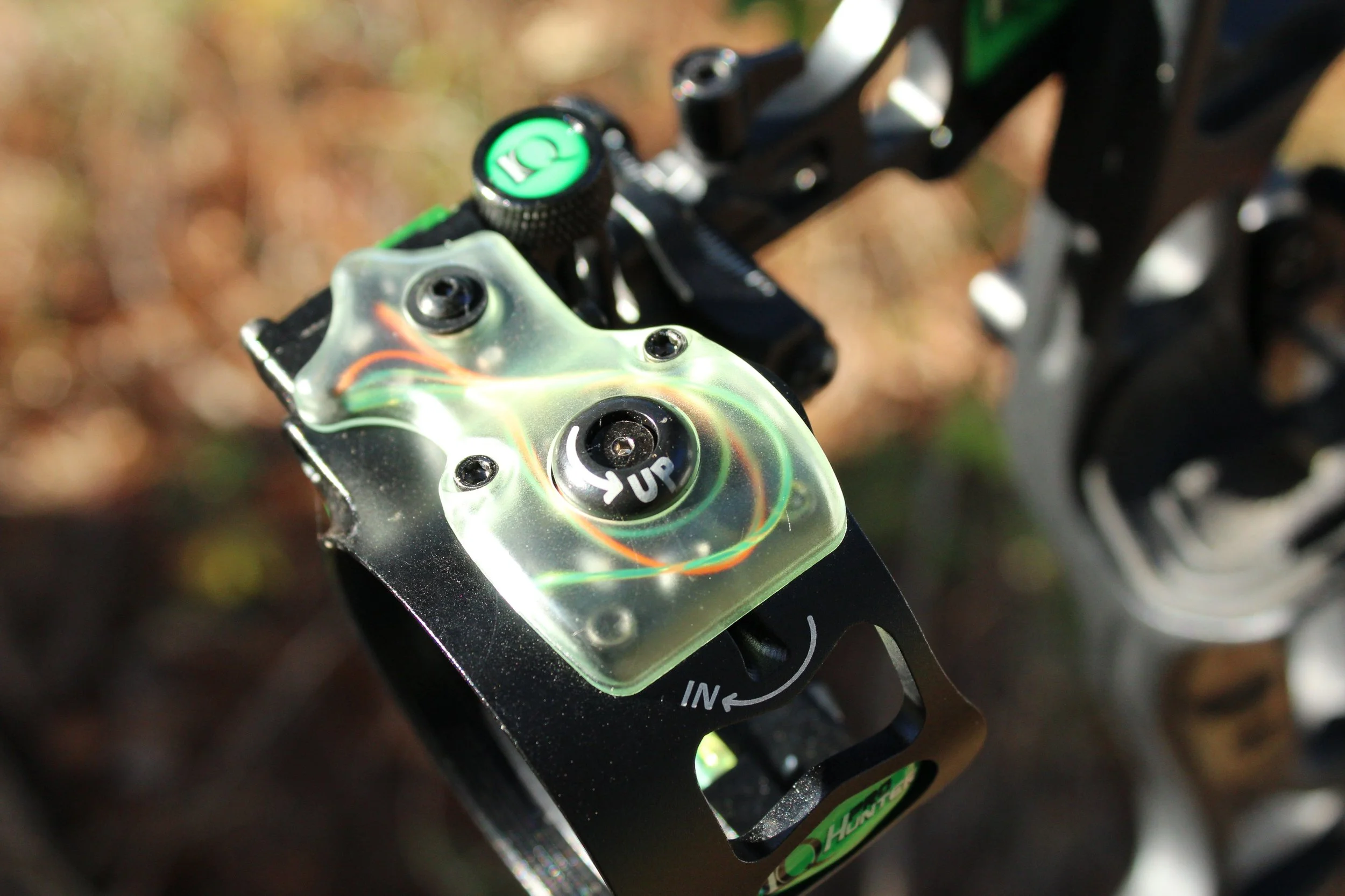 This screw on the top of the sight is used to set the retina lock to your anchor point. 