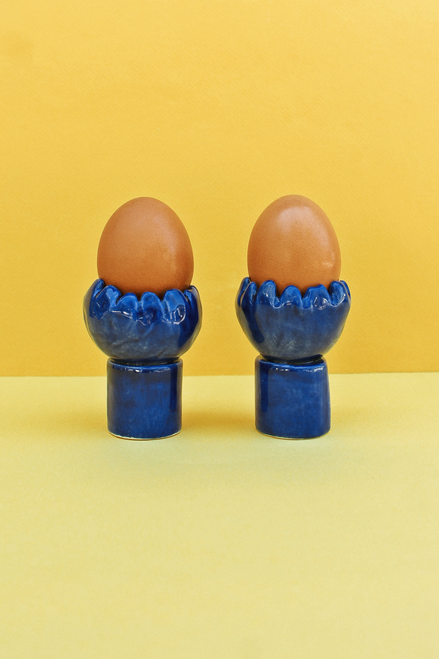 egg-cup-navy-1.png