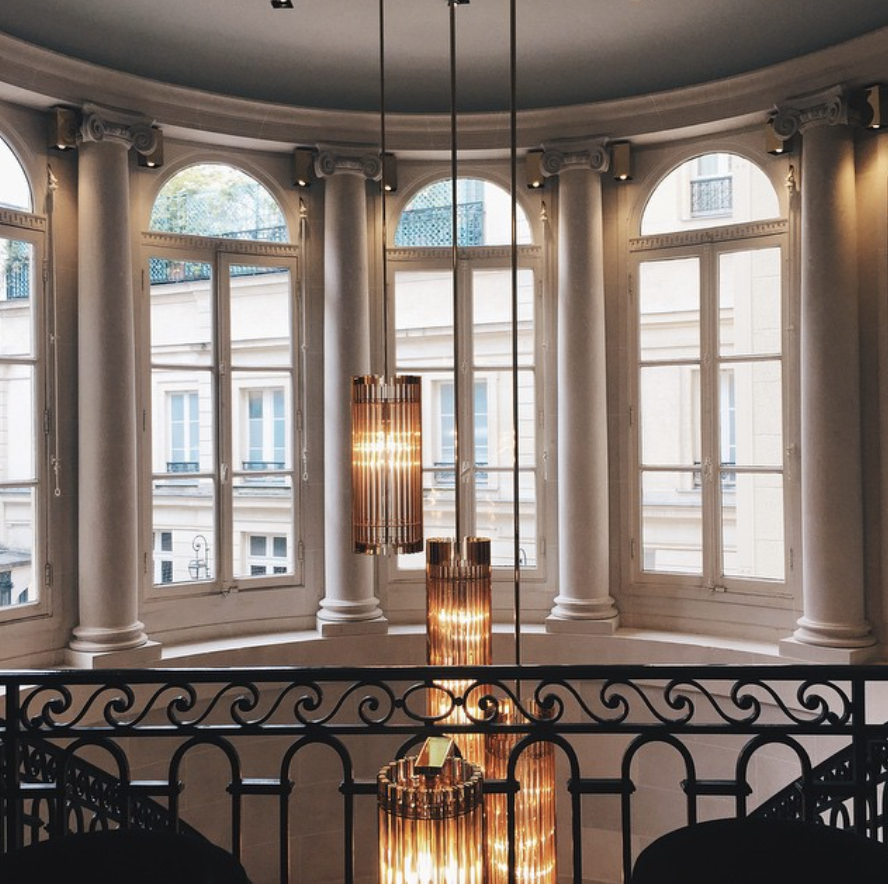 Fendi_Paris_-Flagship_store_facade_main.jpg