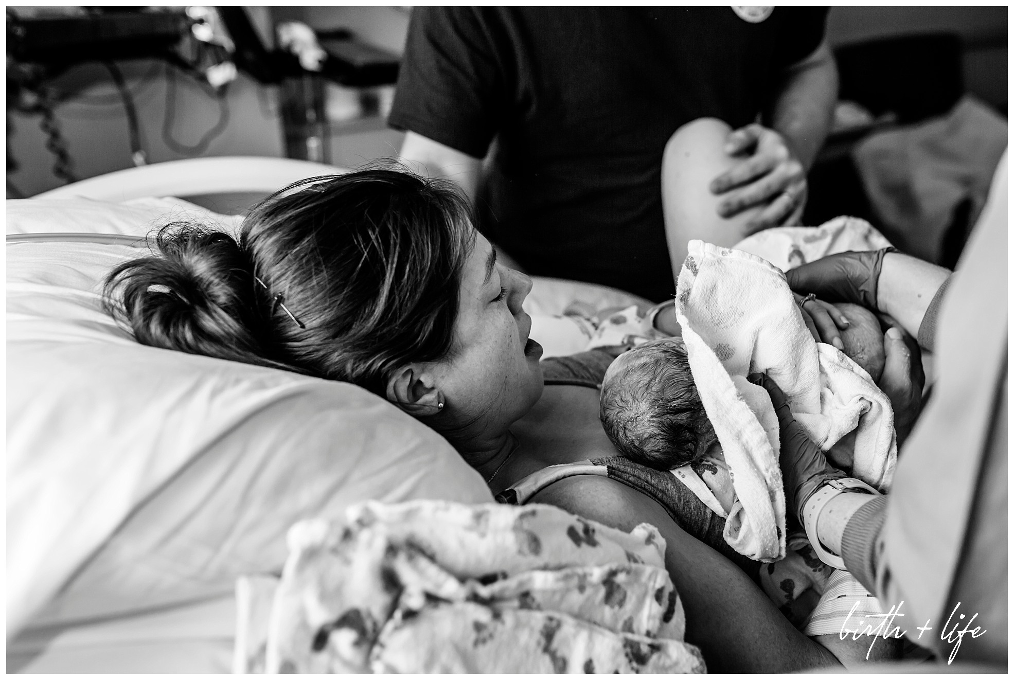 dfw-birth-and-life-photography-family-photojournalism-documentary-birth-storyacclaim-midwives-clark028.jpg