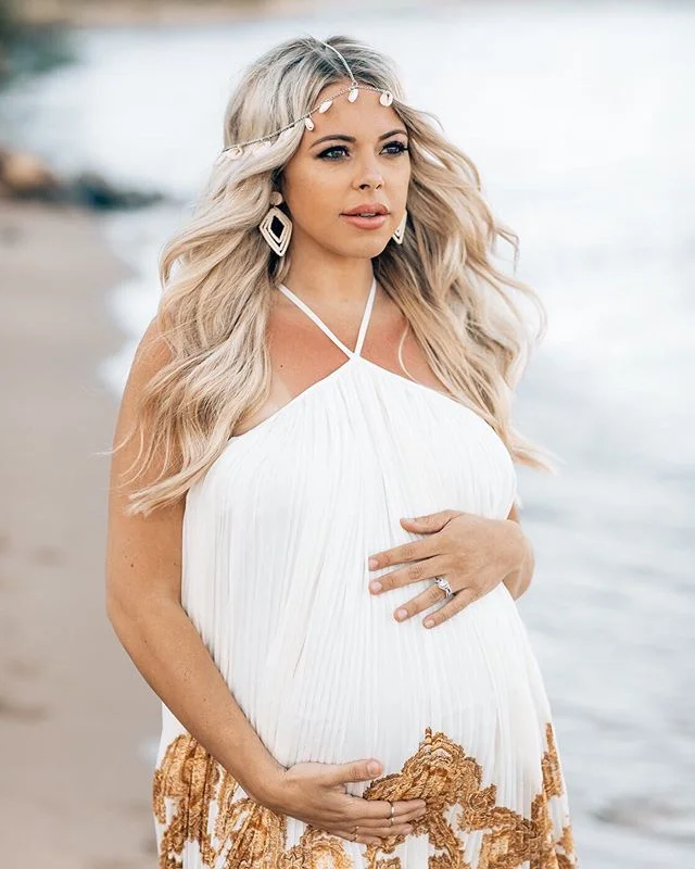 The people who consider you weak have not yet noticed the wolf hiding behind your eyes, or the flame inside your soul. 🐺✨⁣
⁣
http://liketk.it/2CSLh @liketoknow.it