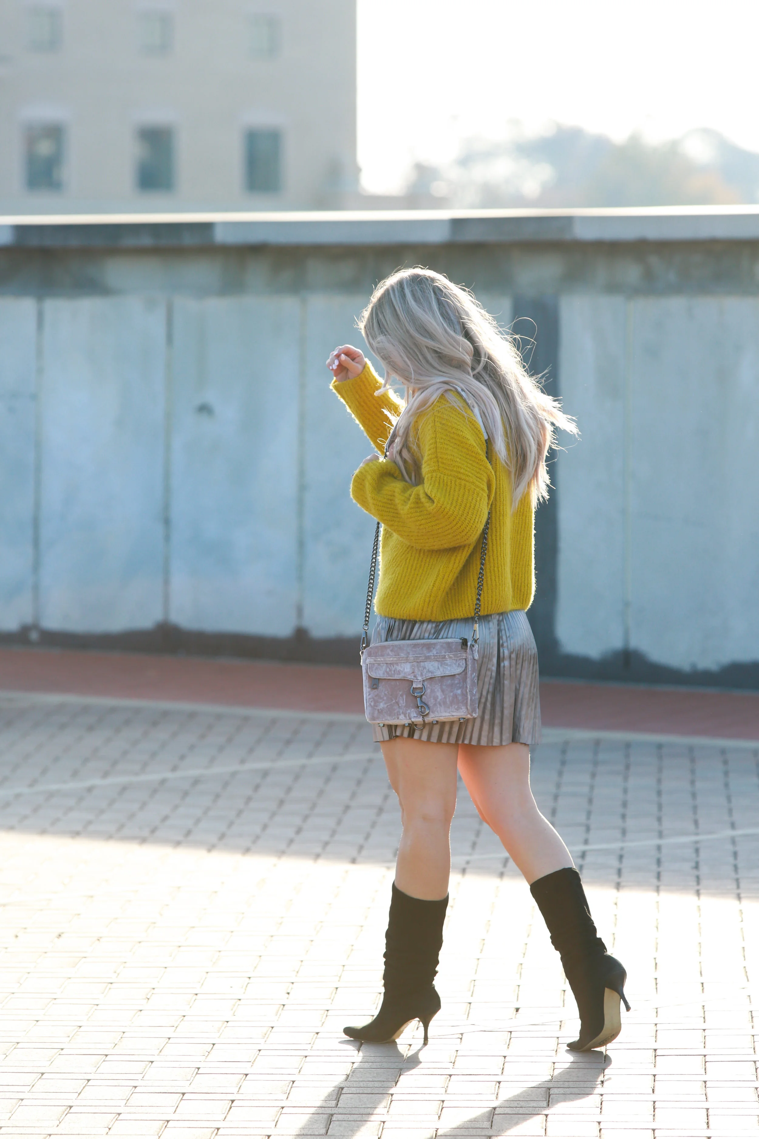 Trendy, comfy, holiday look