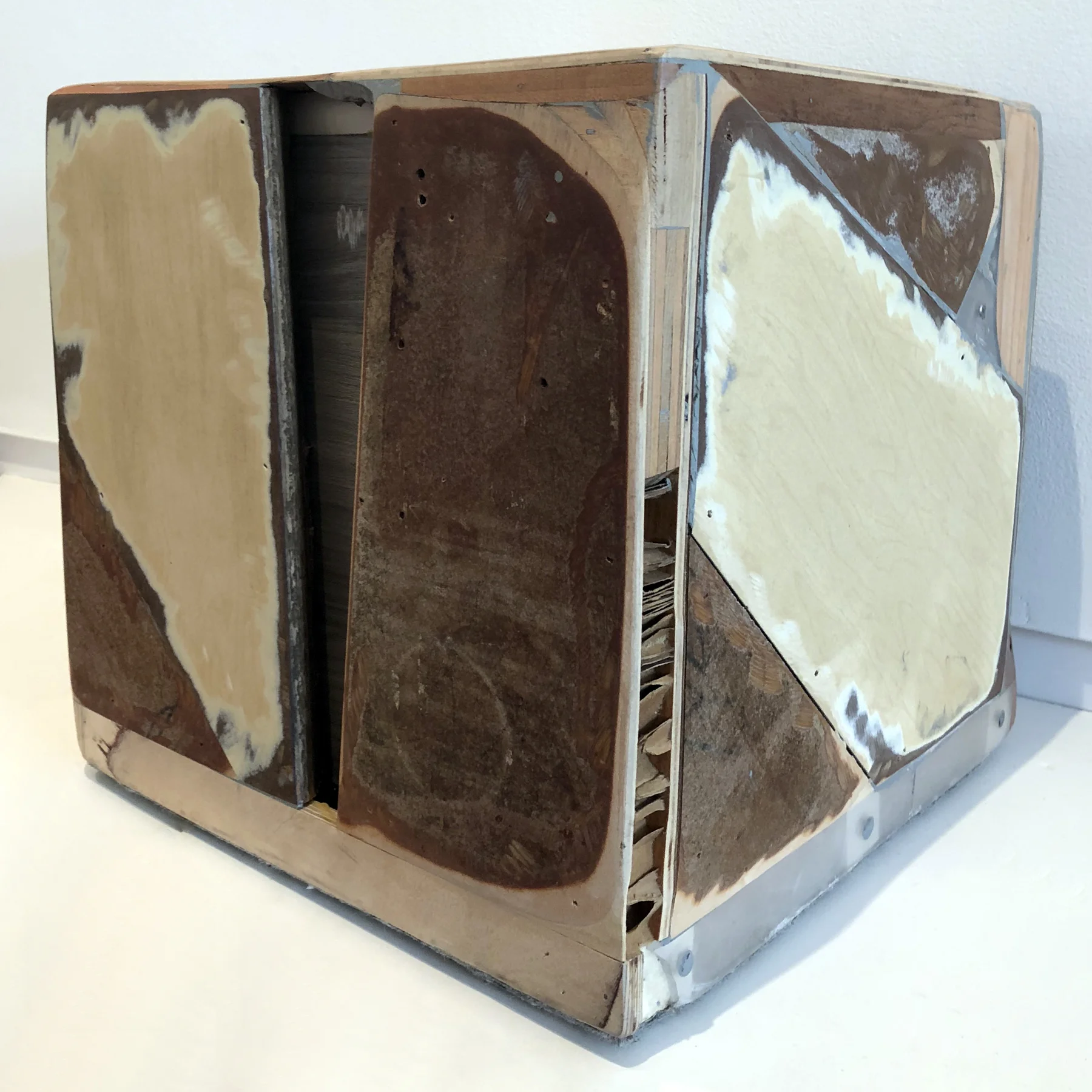 Chicago Archive Series - Infinite Set, 15 x 15 x 15 inches / 38.1 x 38.1 x 38.1 cm, materials salvaged from recently closed Chicago public schools, 2017