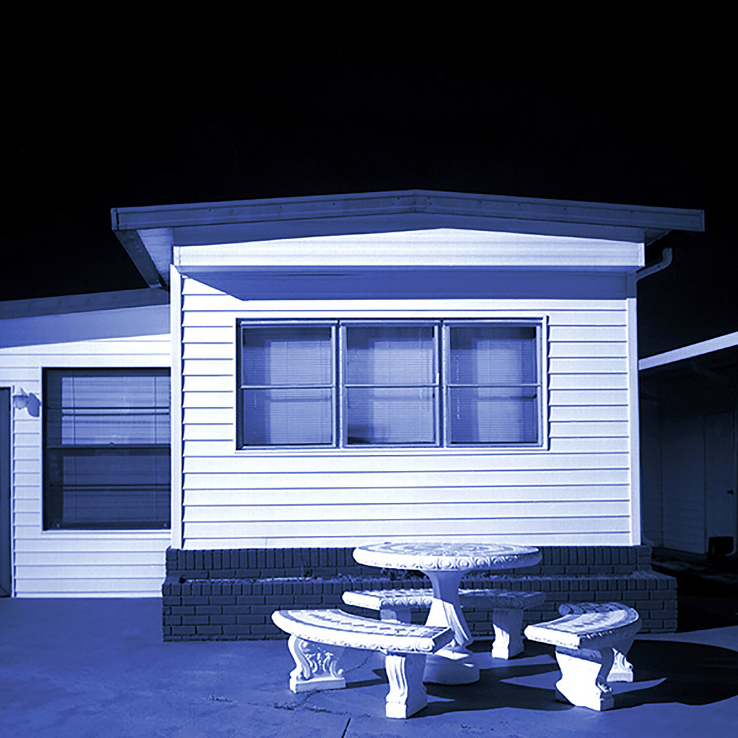 JUDY GELLES | Mobile Home #13, 15 x 15 inches / 38 x 38 cm, Fuji crystal archive print, edition of 10, 2001-2006