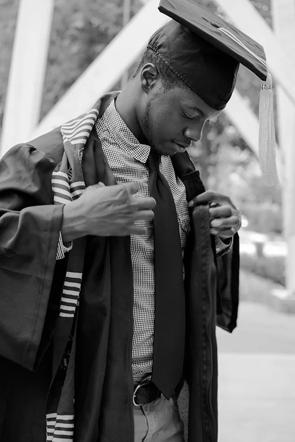 DevontaAfterEditBW (6 of 13).jpg