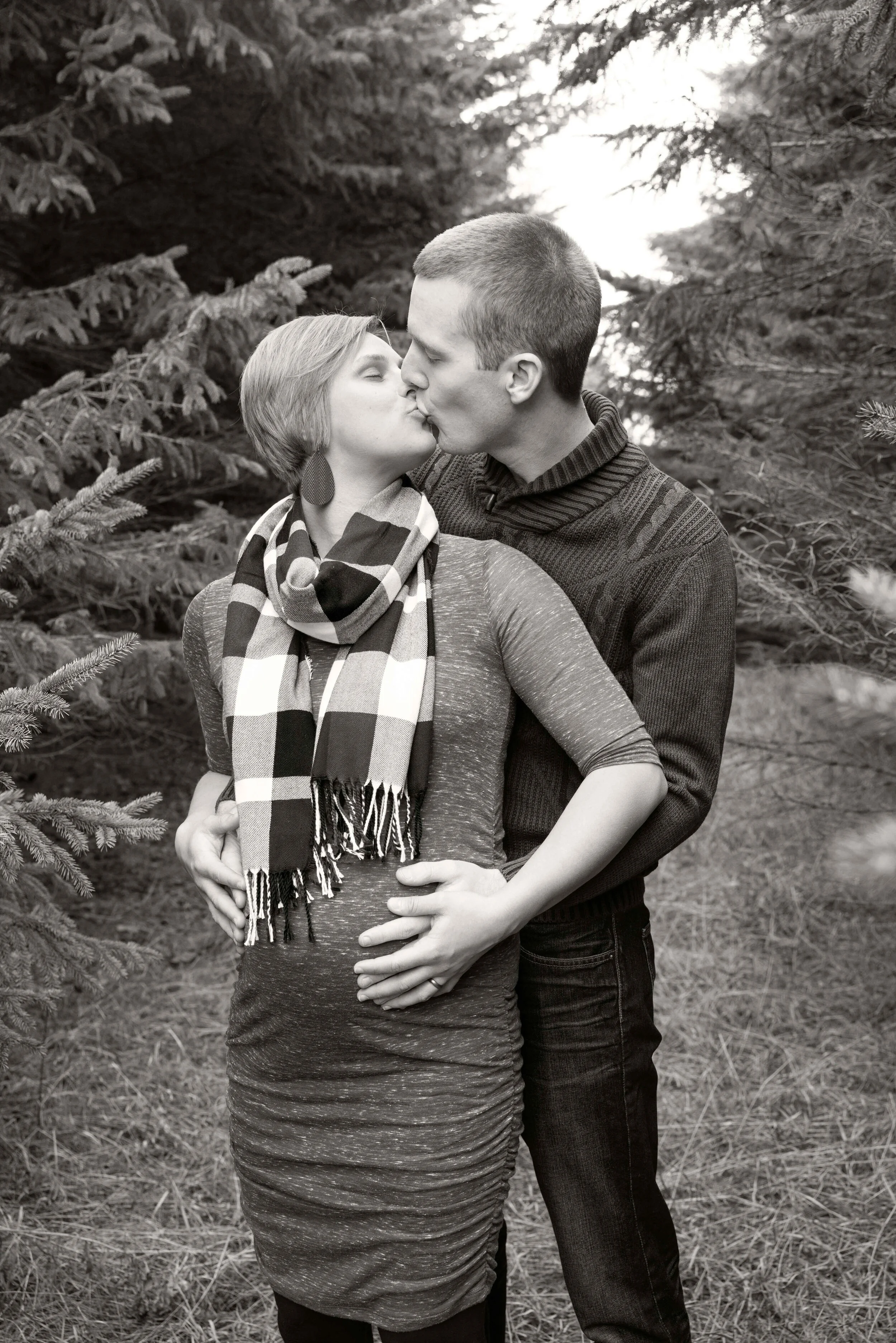 Woven Imaging-Pregnancy Photos-Nelson Family-Jamestown-ND (1 of 17).JPG