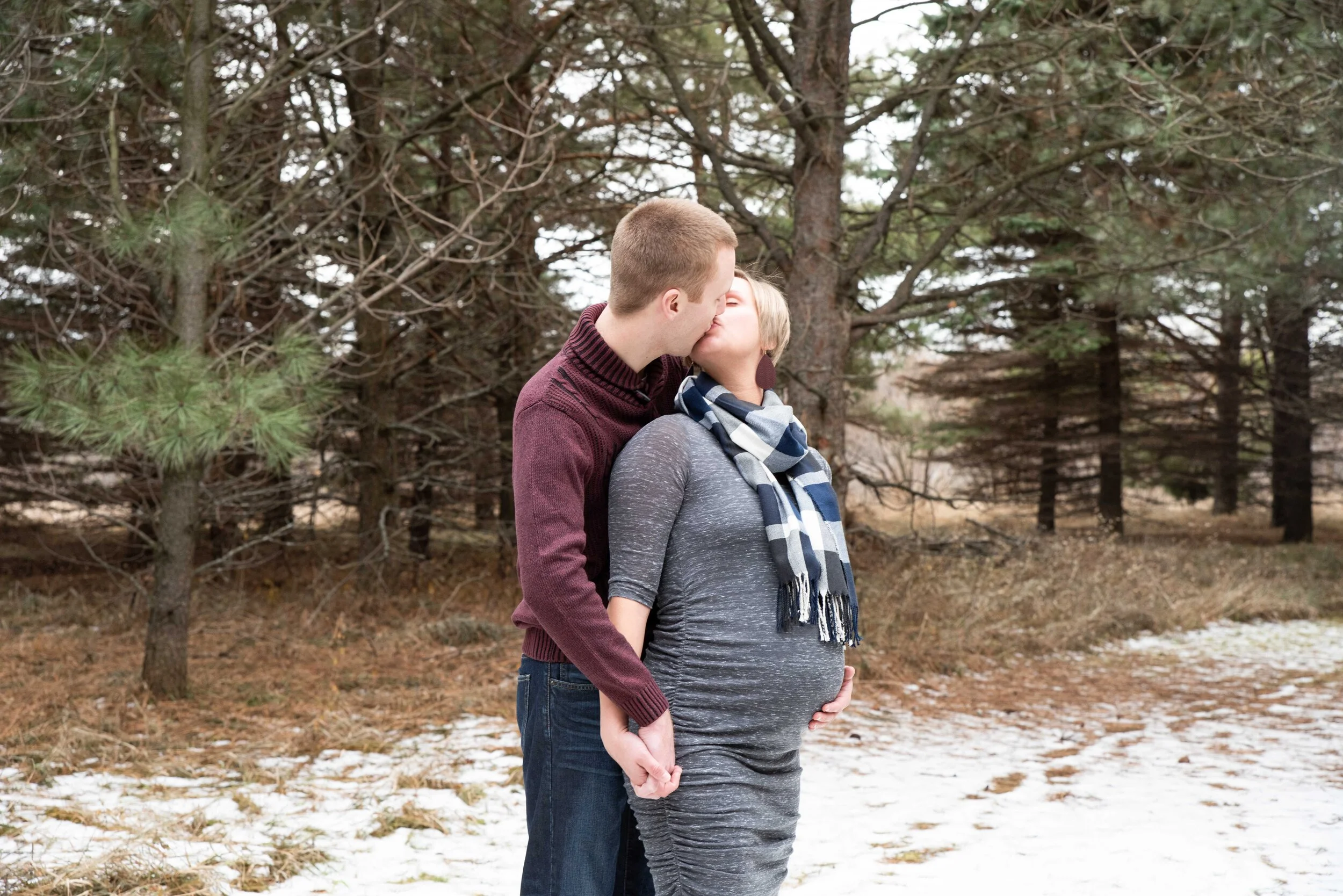 Woven Imaging-Pregnancy Photos-Nelson Family-Jamestown-ND (9 of 17).JPG