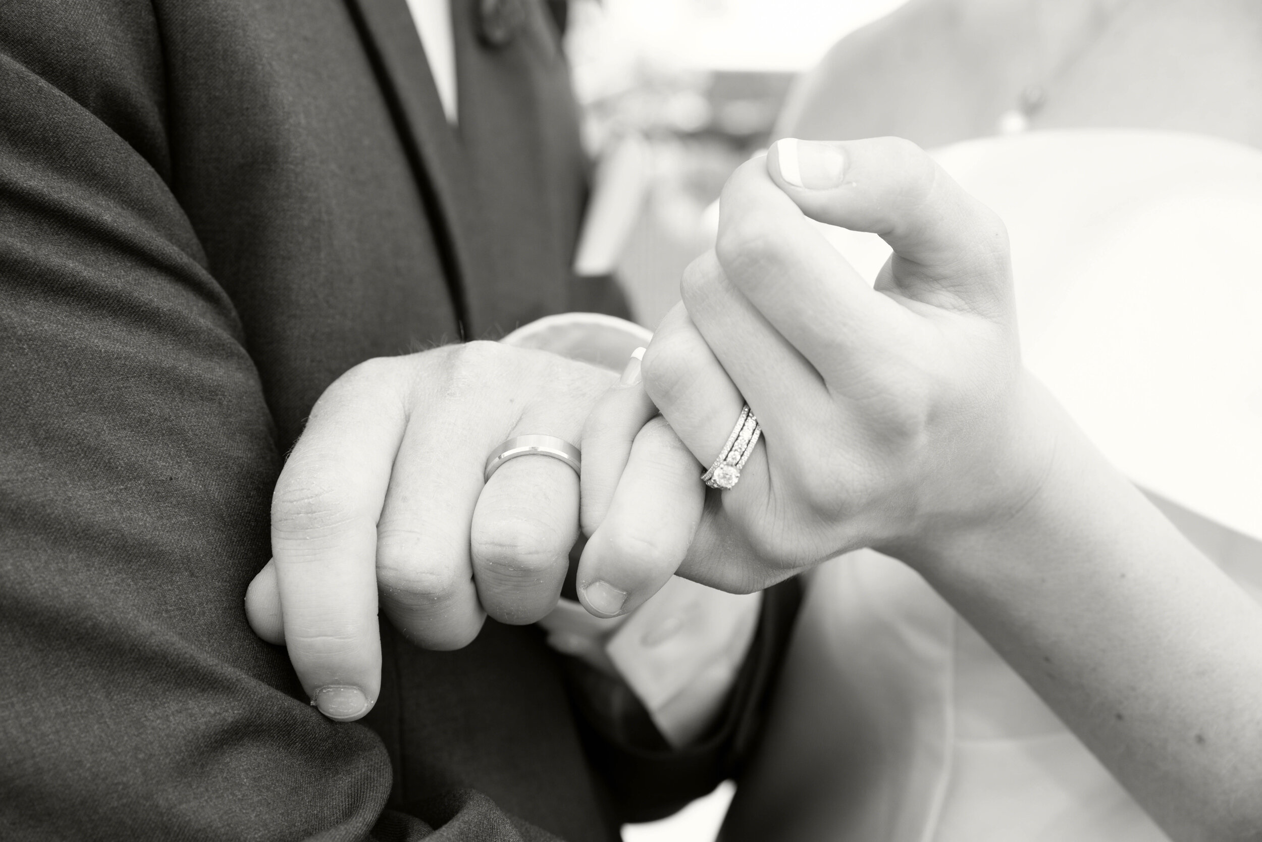 Woven Imaging-UJ-Wedding Photos-Will & Julia-Grand Forks-Jamestown-ND (25 of 99).JPG