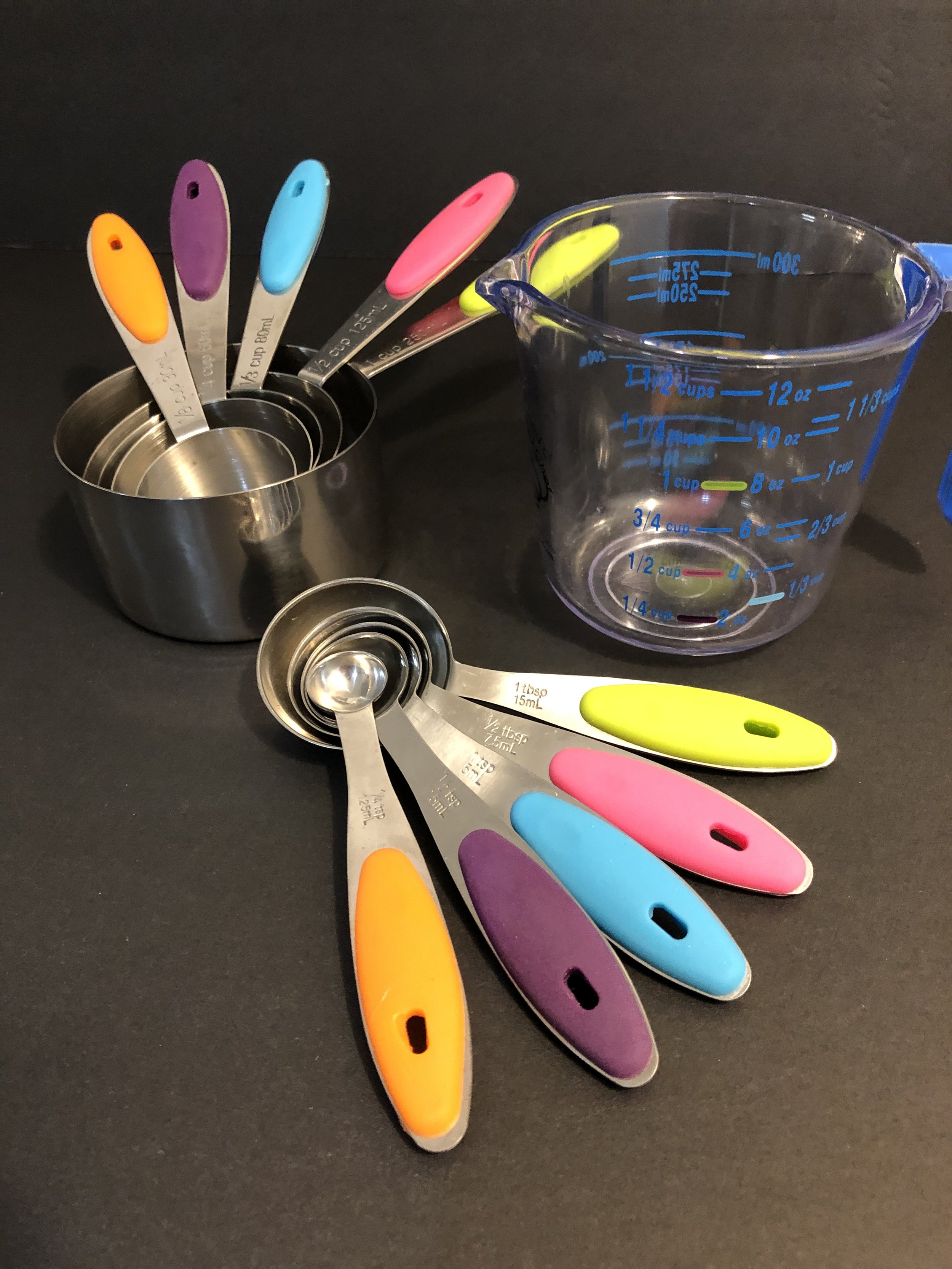 Color-Coded Measuring Cups & Spoons — The Color-Coded Chef