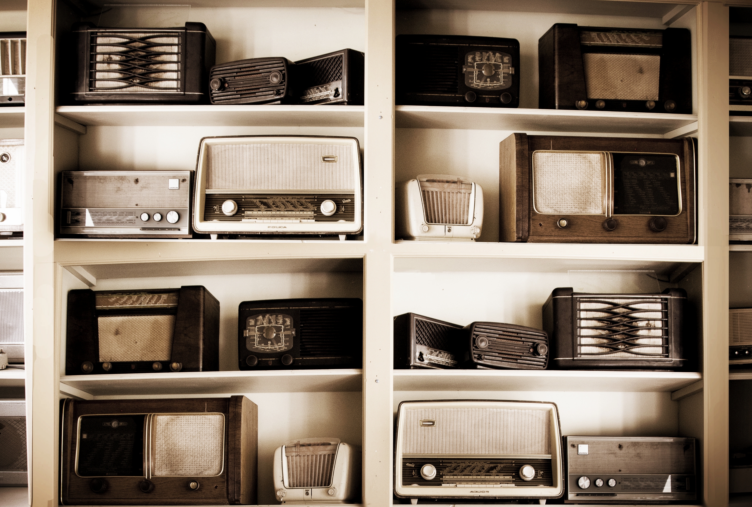 vintage-music-business-shop.jpg
