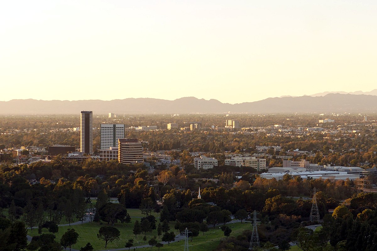 Overlook of Burbank | Team Building in Los Angeles.jpg