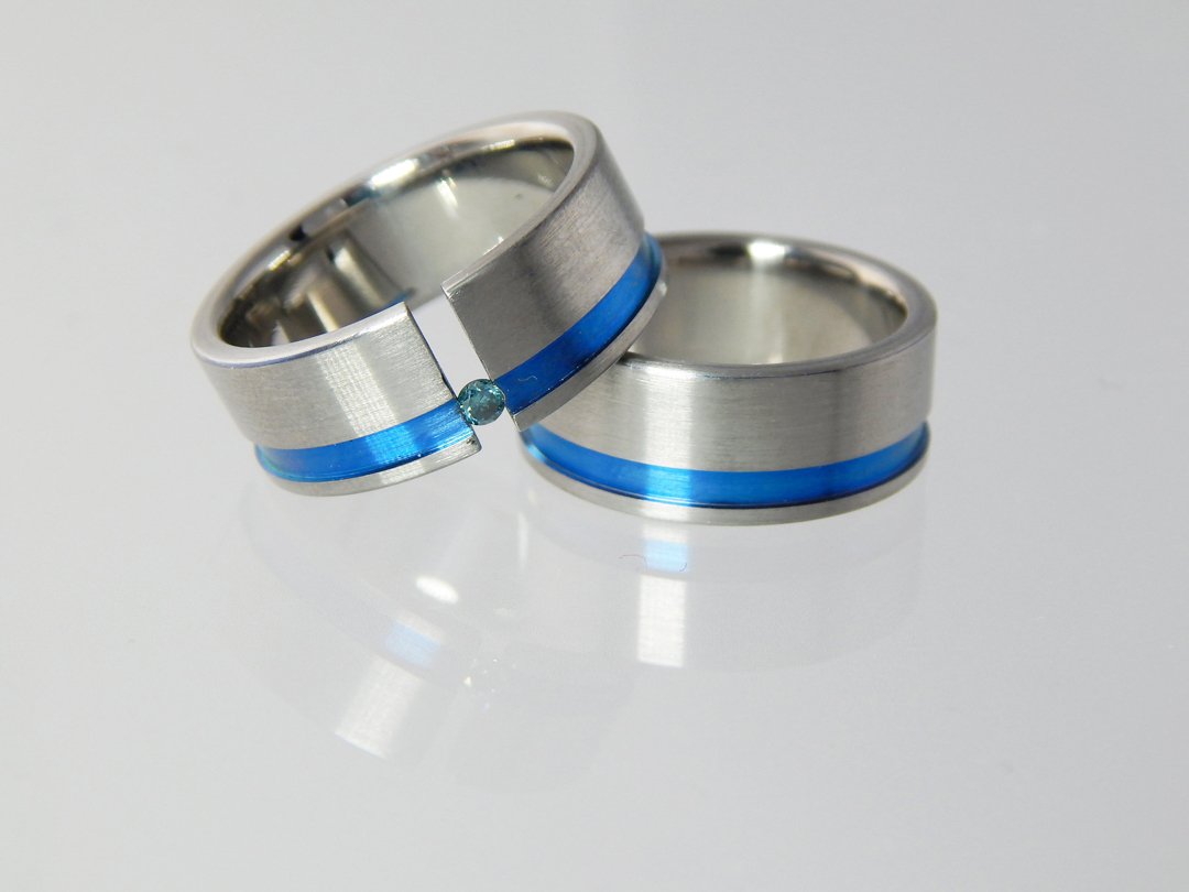 darvier-tardis-blue-tension-set-diamond-wedding-ring-set.jpg