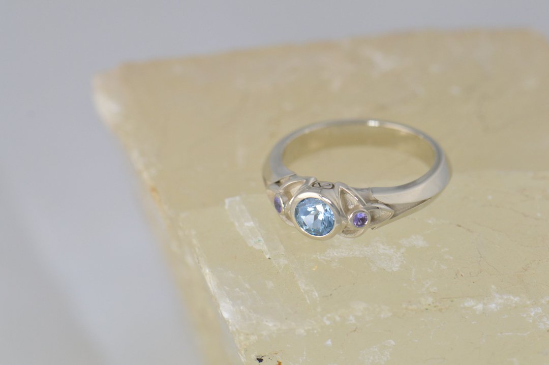 darvier-celtic-pastel-sapphire-ring.jpg